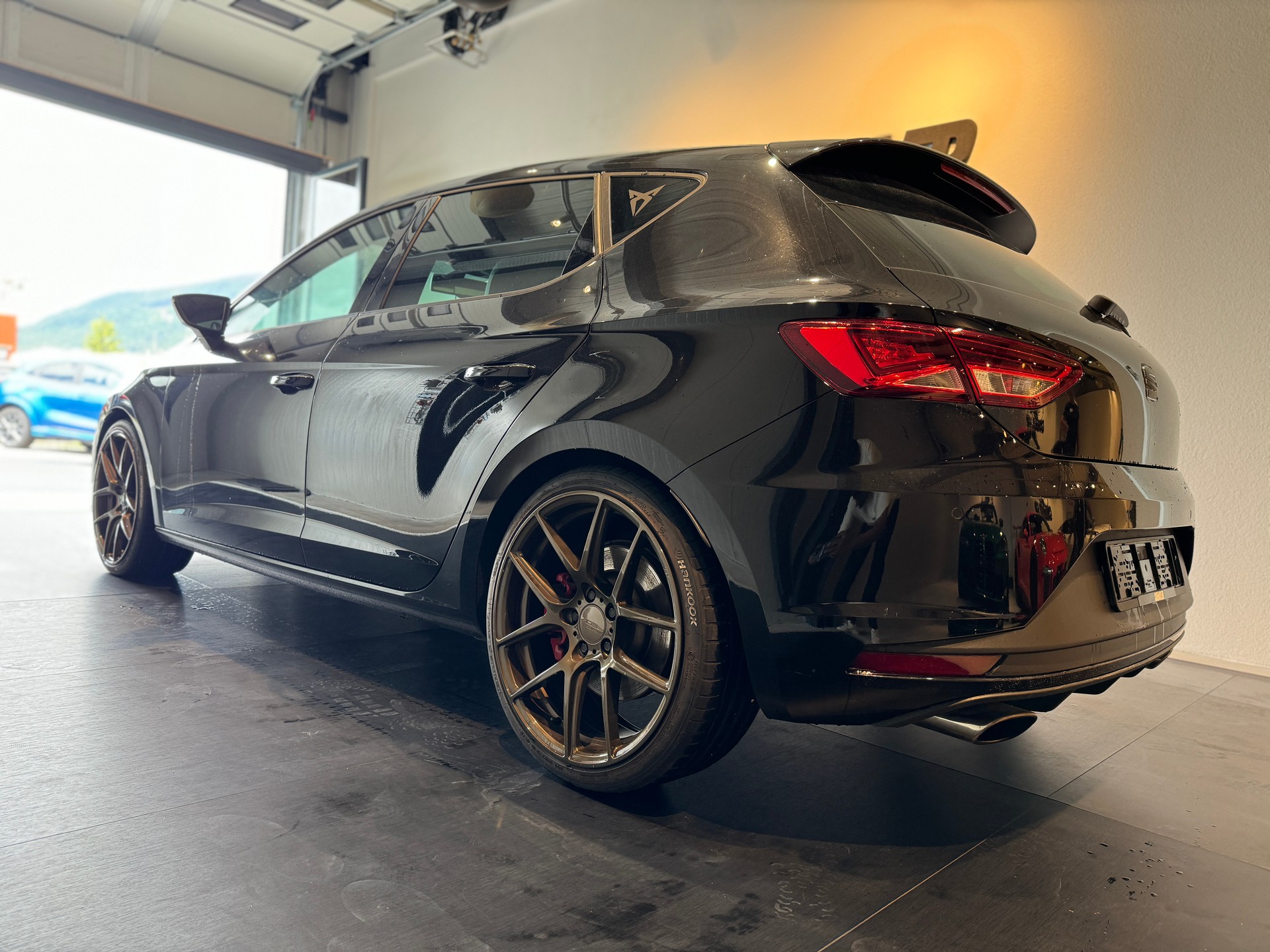 SEAT Leon 2.0 TSI Cupra 280 DSG BLACK GOLD 🚀-image-6