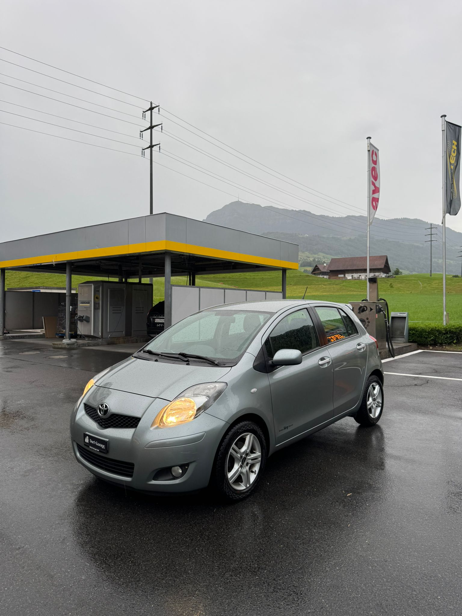 TOYOTA Yaris 1.33 Linea Terra-image-2