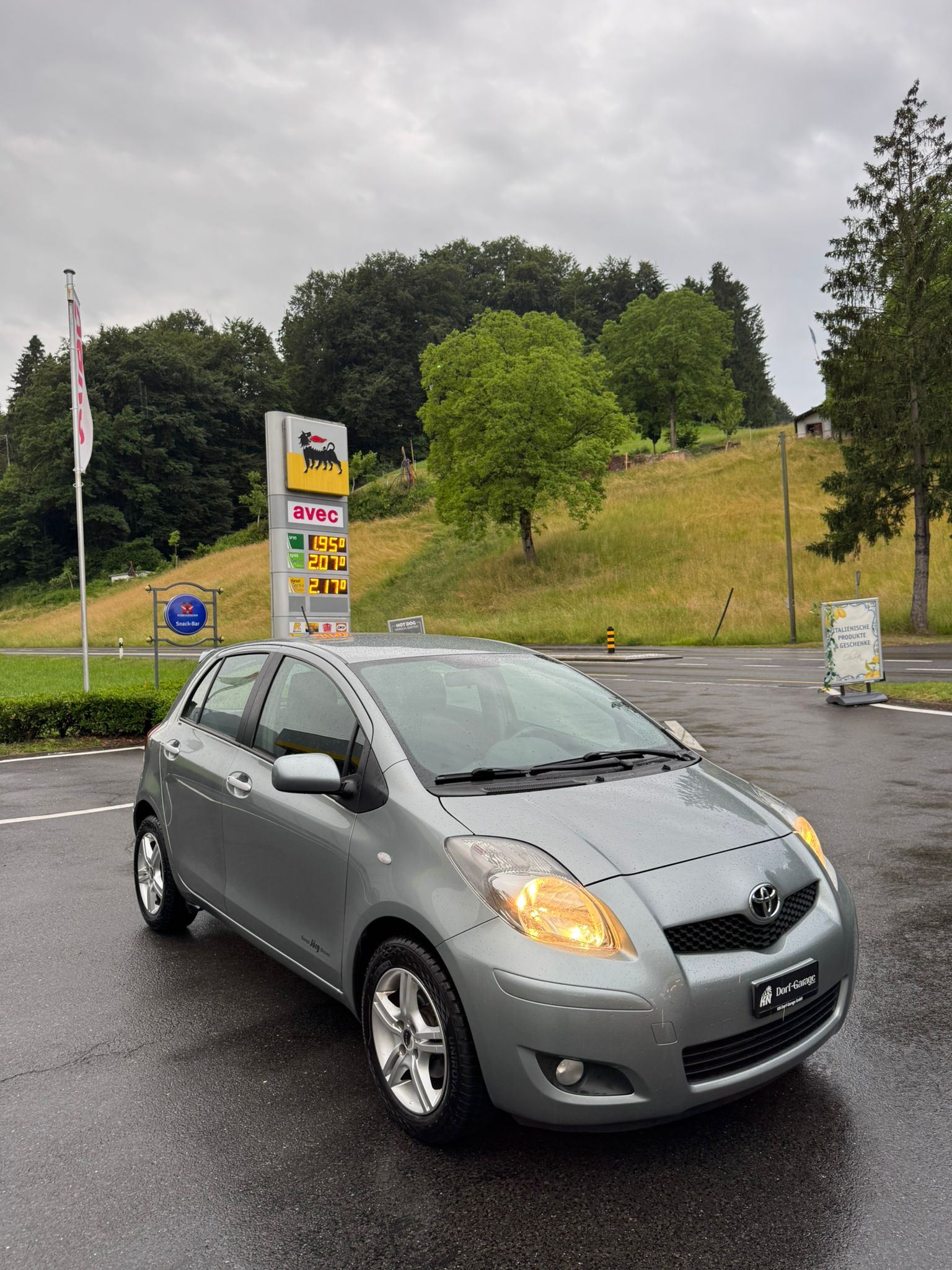 TOYOTA Yaris 1.33 Linea Terra-image-0
