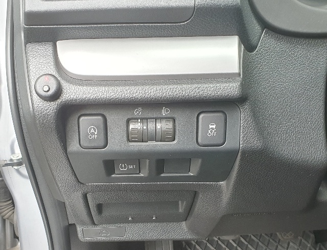 SUBARU XV 1.6 Swiss One-image-8