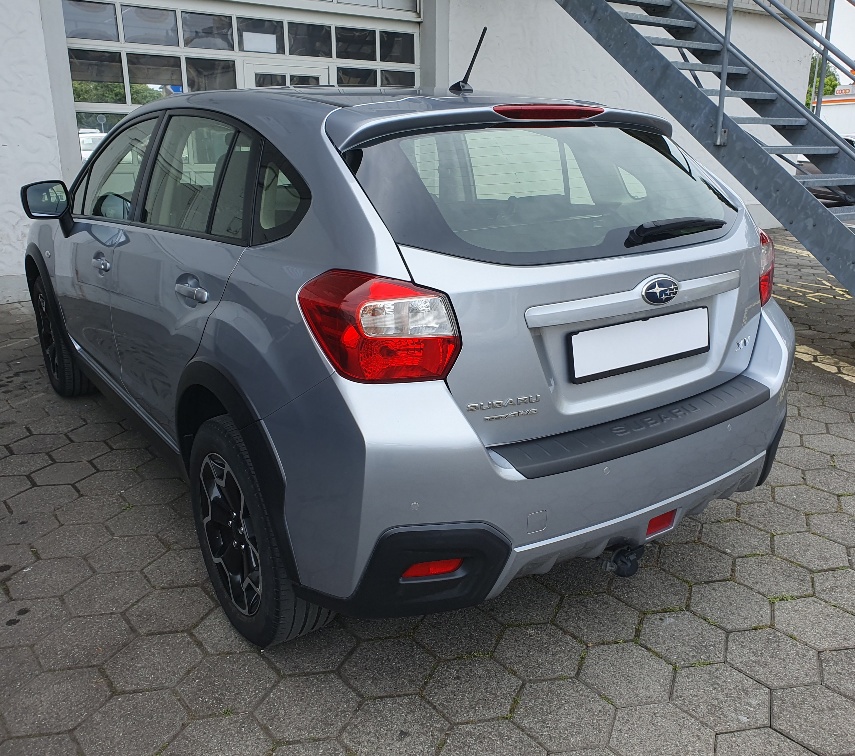 SUBARU XV 1.6 Swiss One-image-3
