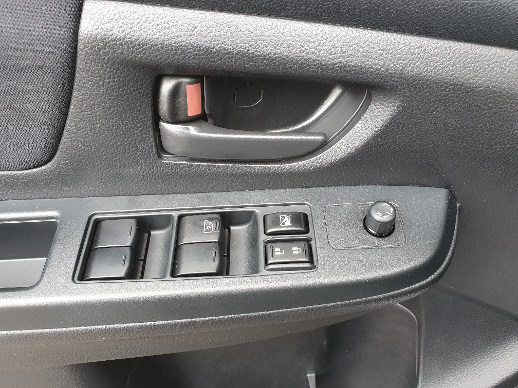 SUBARU XV 1.6 Swiss One-image-12