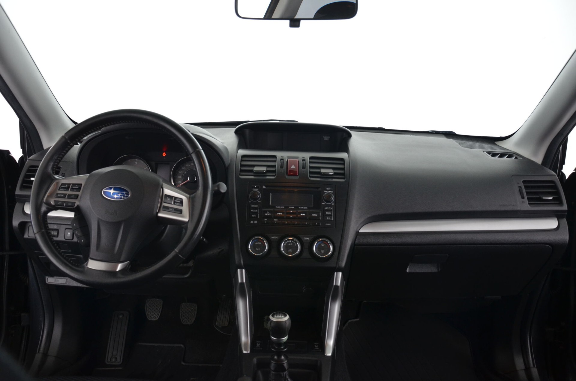 SUBARU Forester 2.0D Swiss 4WD-image-11