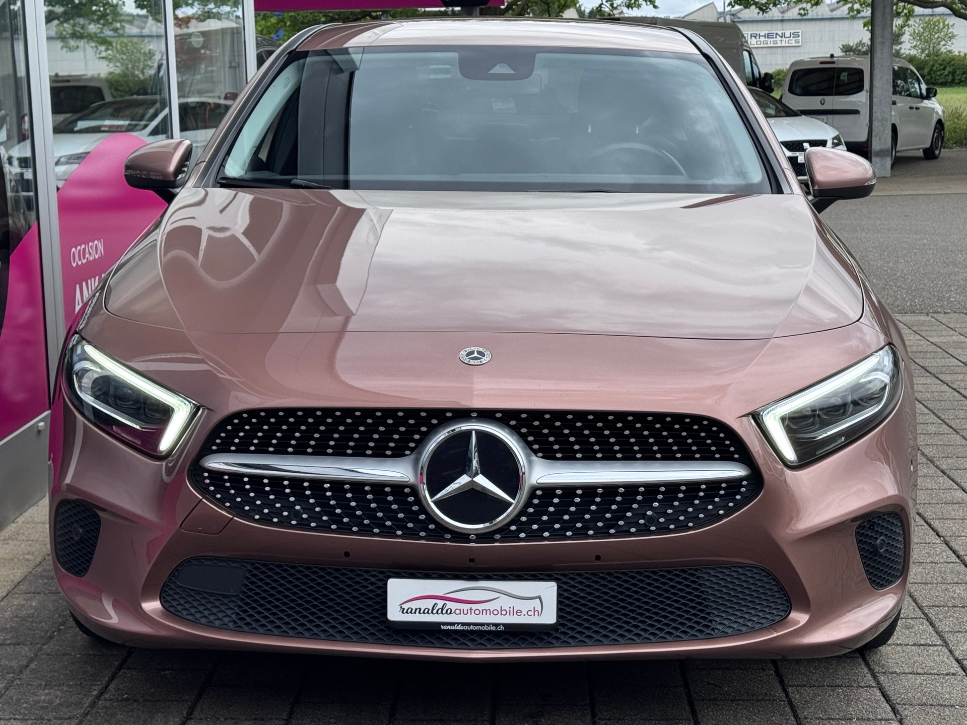MERCEDES-BENZ A 250 4x4 7G-DCT+Led Scheinwerfer+ACC+Rückfahrkamera+Navigation+Getönte Scheiben+Volldigitales Cockpit+Sitzheizung+8-fach Alu+-image-3