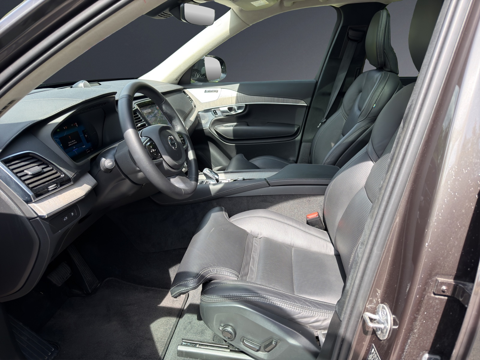 VOLVO XC90 T8 eAWD PluginHybrid Ultra Dark Geartronic-image-5