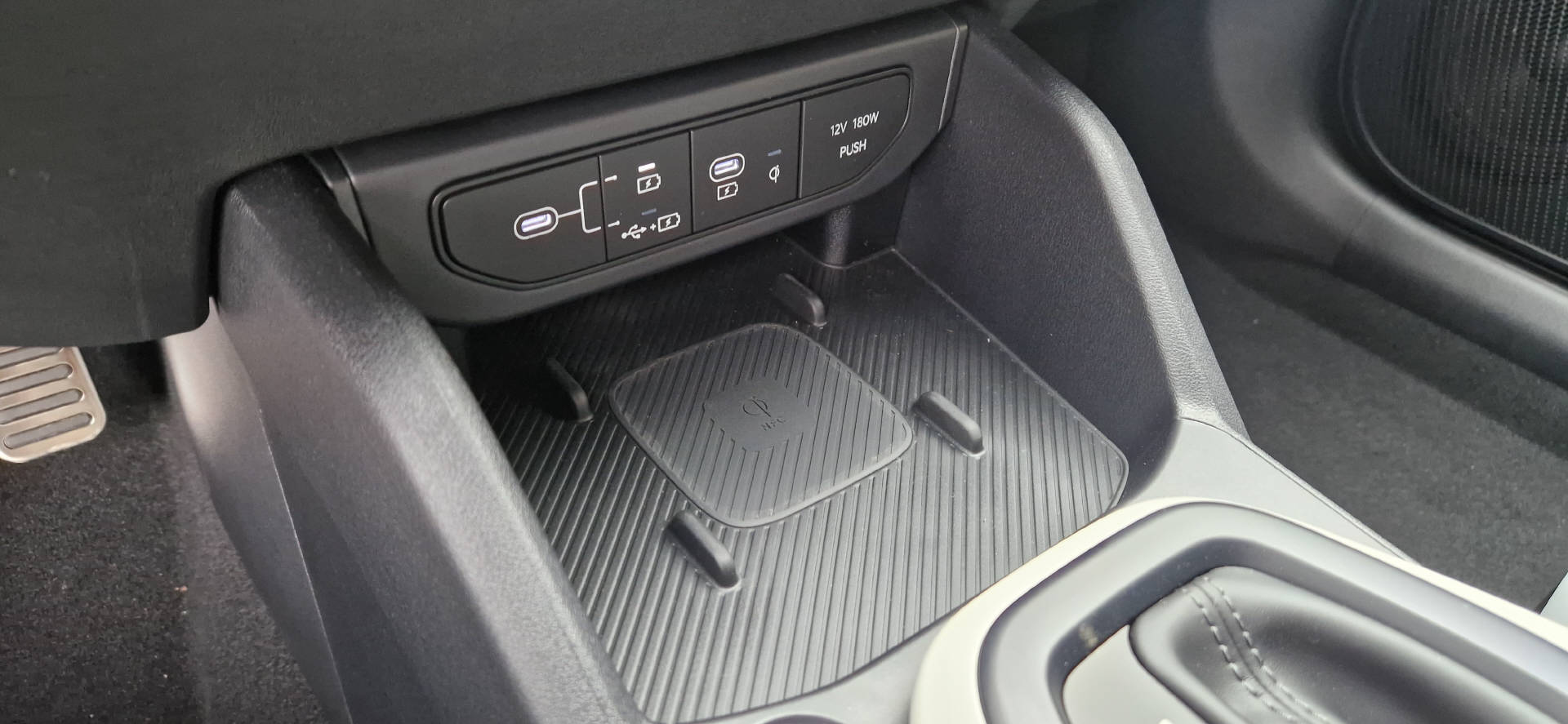 KIA K4 SW 1.6 T-GDi GT-Line-image-13