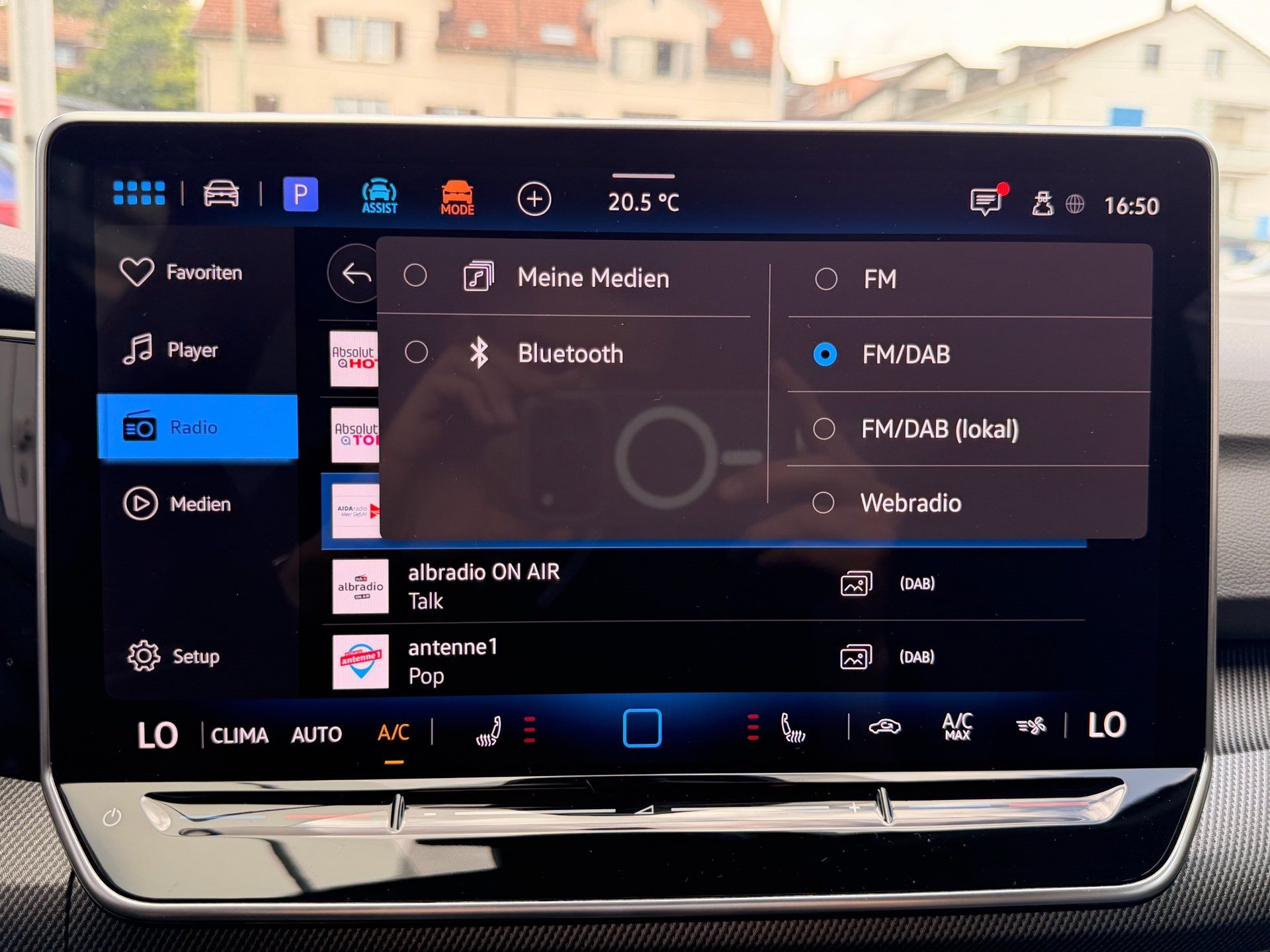 VW Golf 2.0 TSI 333 PS 4MOTION R *** AKRAPOVIC ABGAS ANLANGE ***-image-19