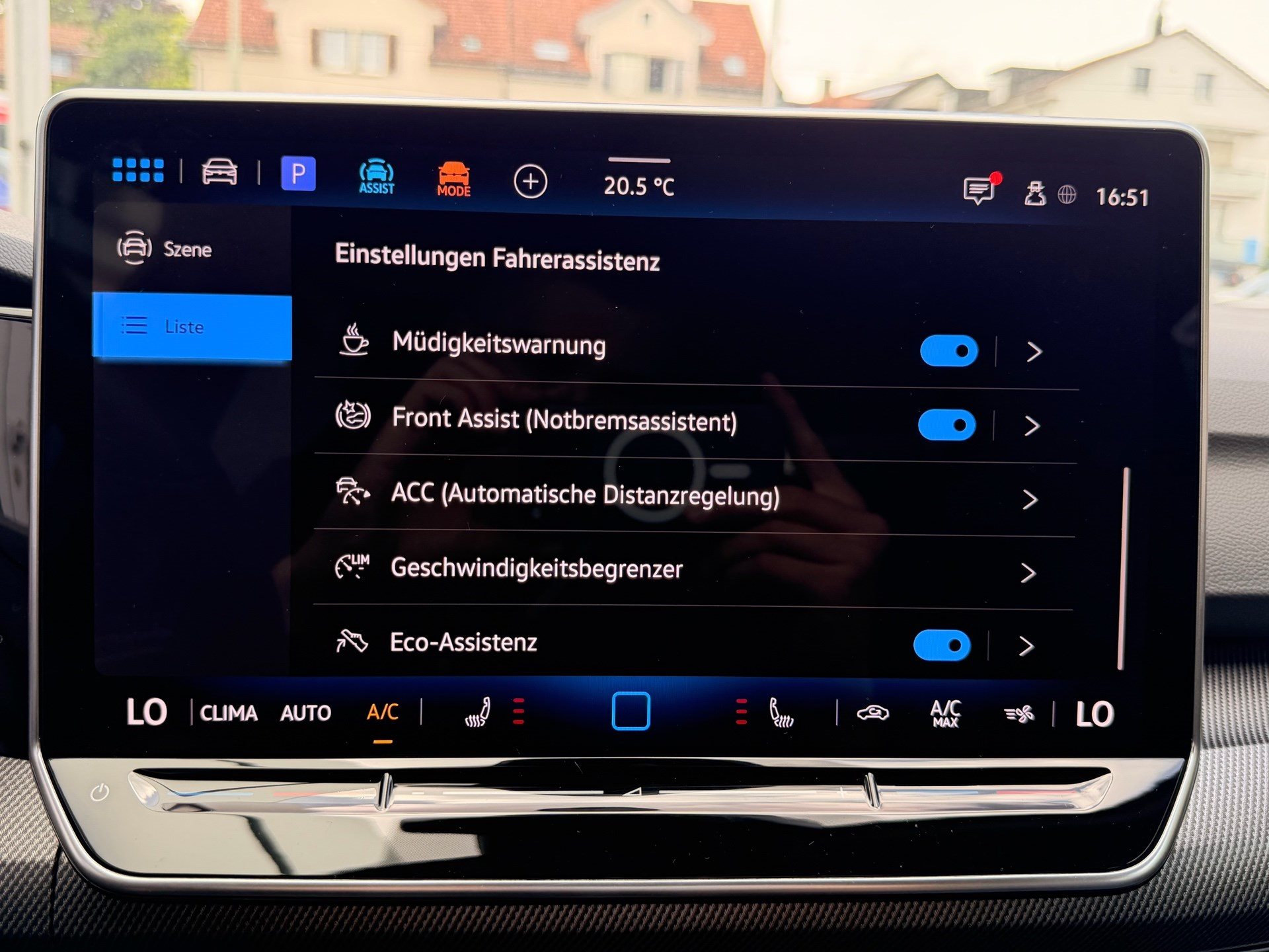 VW Golf 2.0 TSI 333 PS 4MOTION R *** AKRAPOVIC ABGAS ANLANGE ***-image-16
