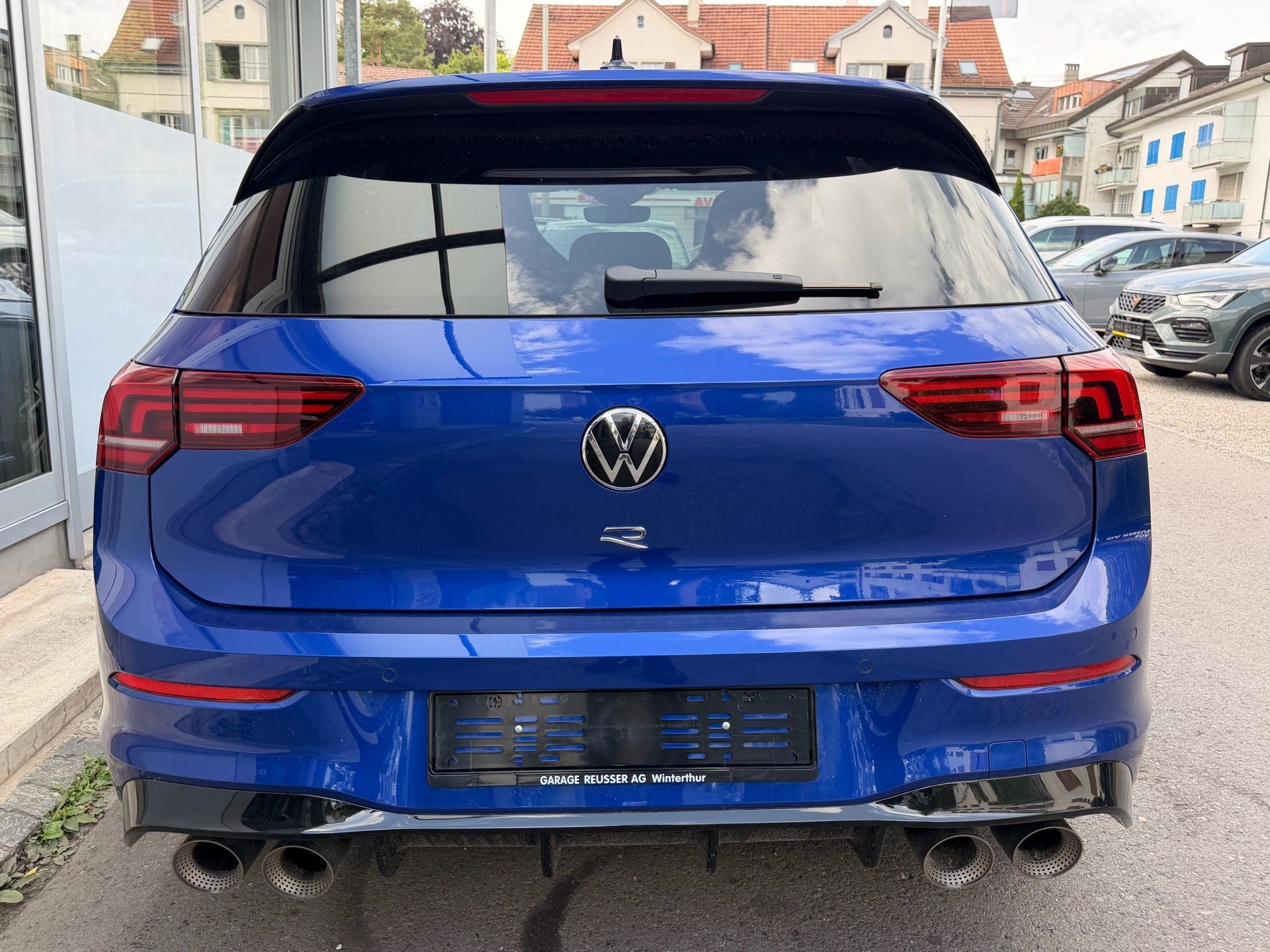VW Golf 2.0 TSI 333 PS 4MOTION R *** AKRAPOVIC ABGAS ANLANGE ***-image-4
