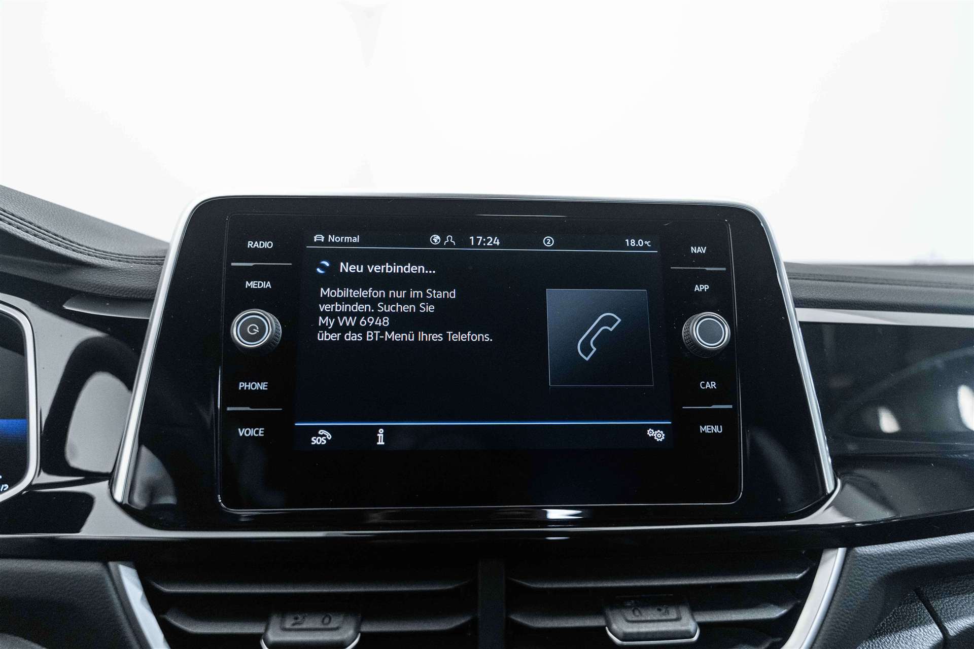 VW T-Roc Cabriolet 1.5 TSi EVO R-Line DSG-Automat-image-22
