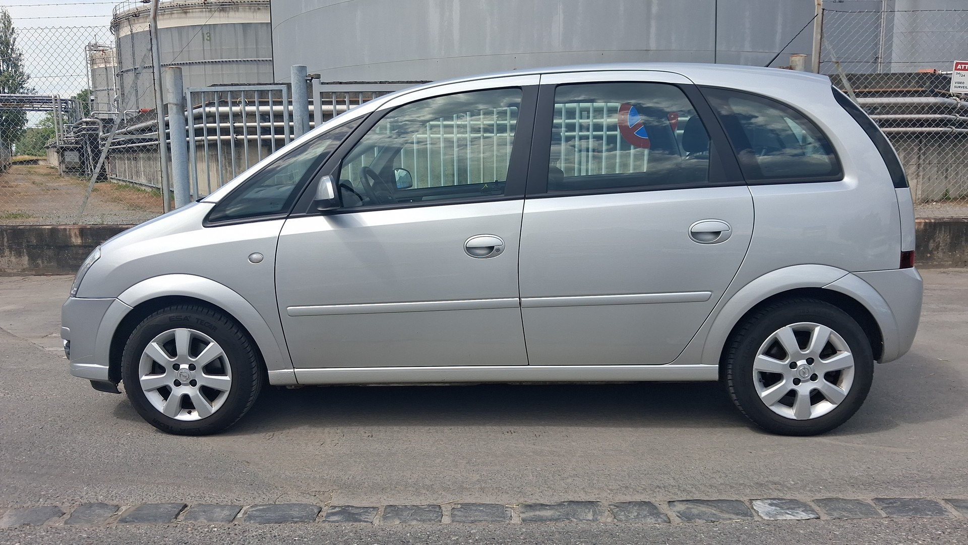 OPEL Meriva 1.8i 16V Cosmo-image-6