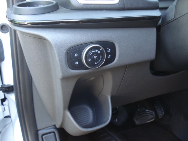 FORD Tourneo Custom 320 L1H1 Titanium X A-image-12
