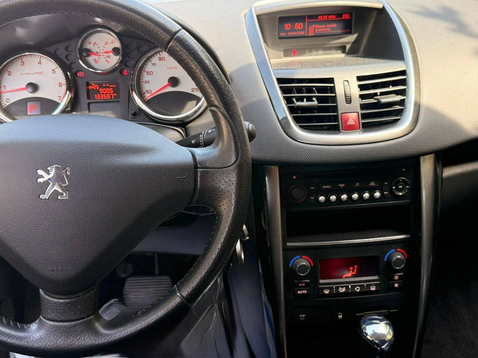 PEUGEOT 207 SW 1.6 16V Sport Automatic-image-14