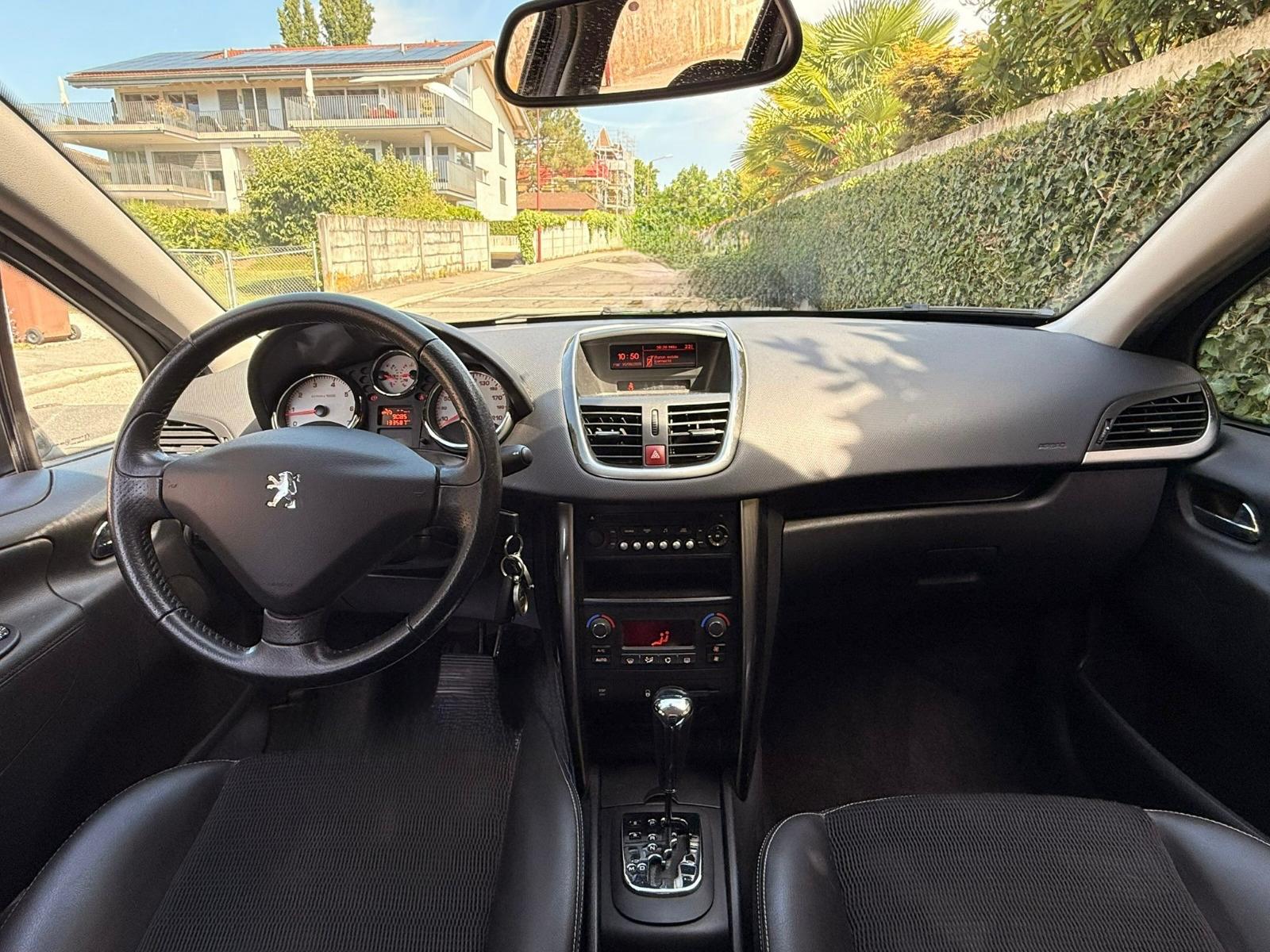 PEUGEOT 207 SW 1.6 16V Sport Automatic-image-10