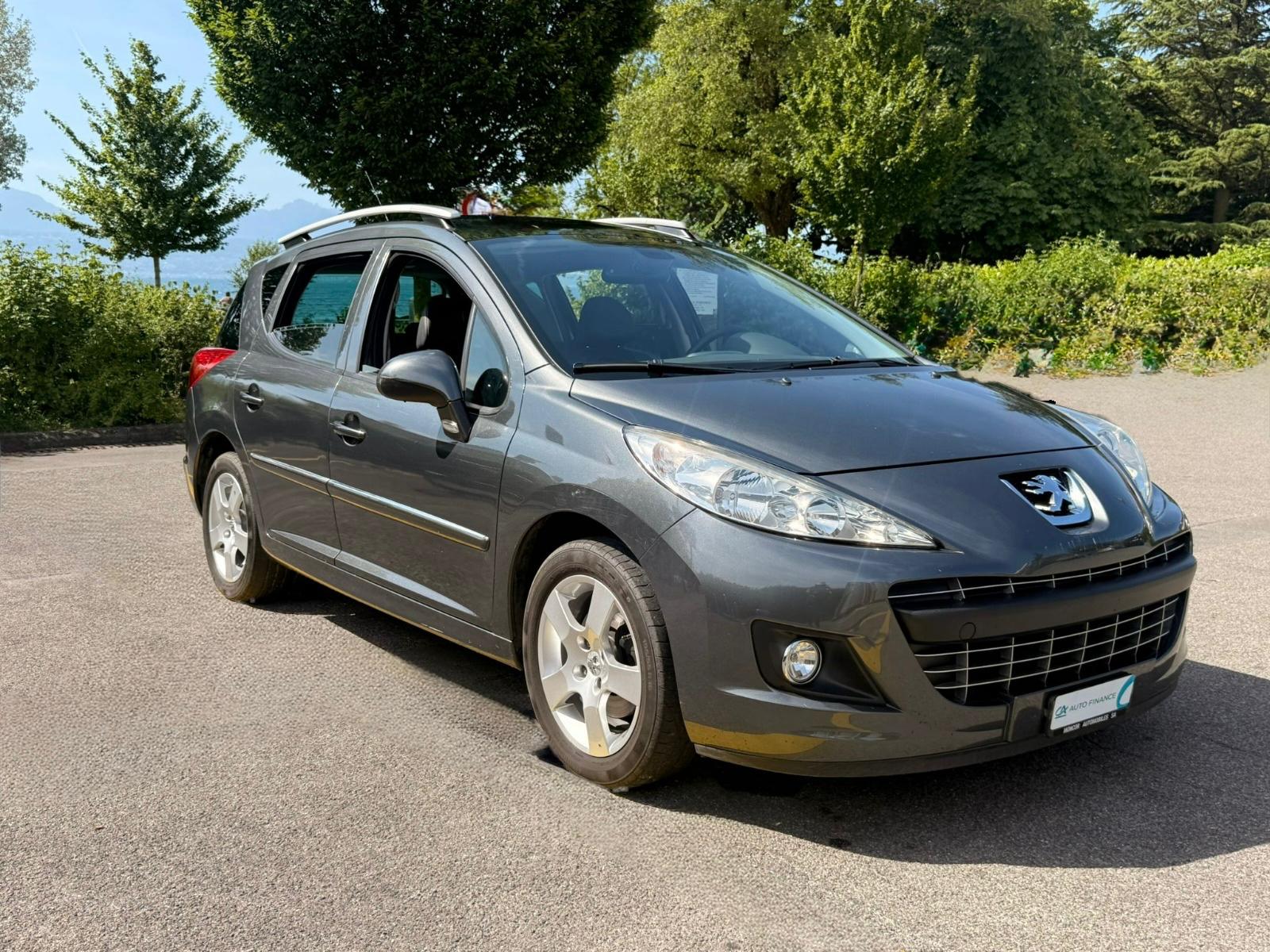PEUGEOT 207 SW 1.6 16V Sport Automatic-image-7