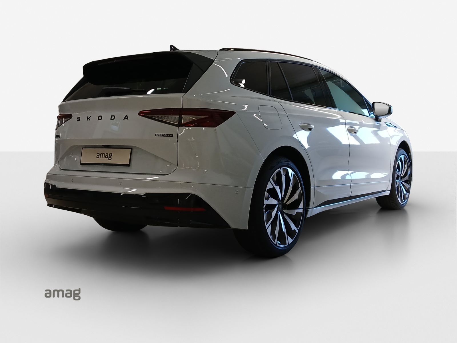 SKODA Enyaq 85x Sportline 4x4-image-4