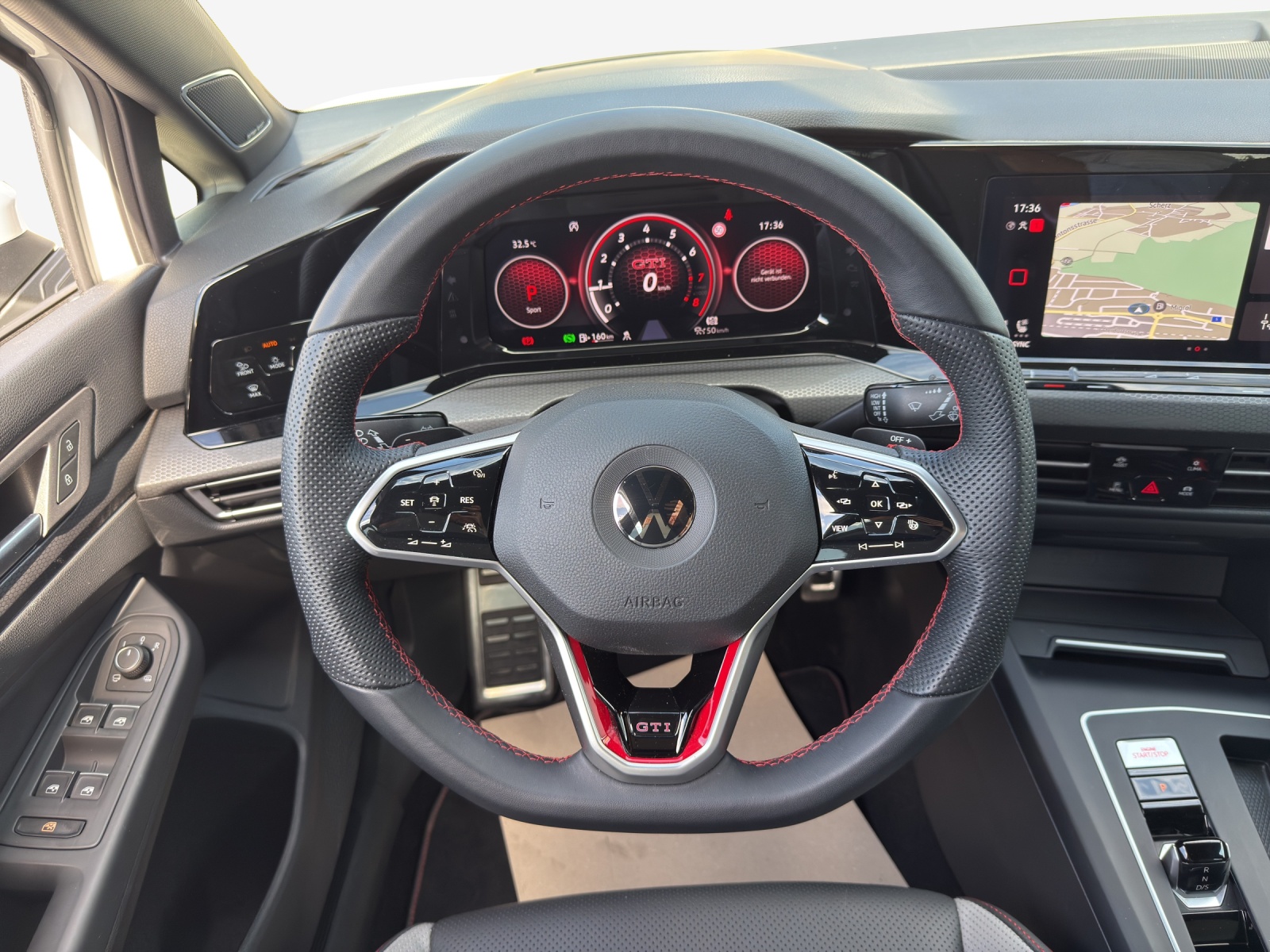 VW Golf 2.0 TSI GTI Clubsport DSG-image-9