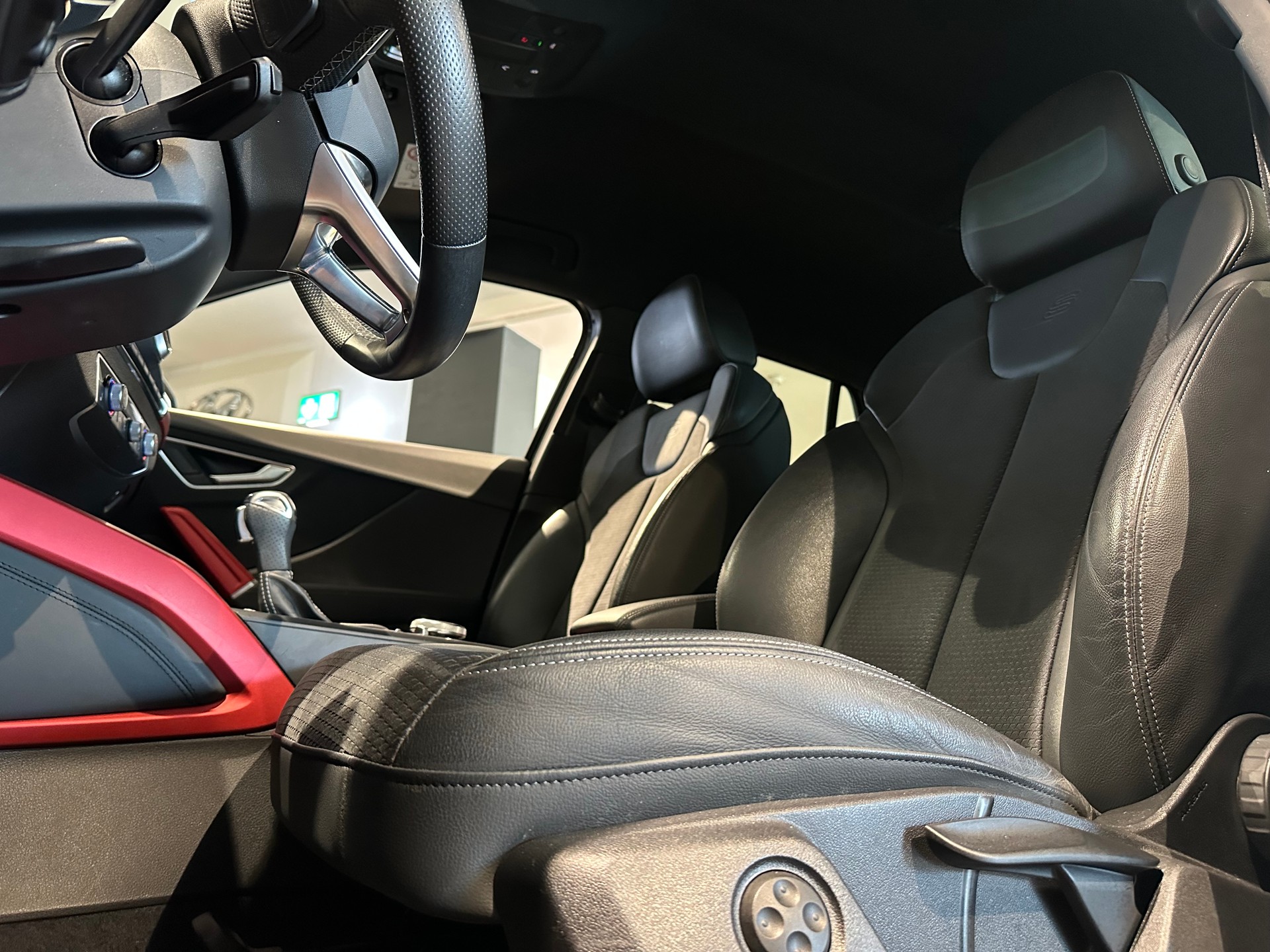 AUDI Q2 35 TFSI Advanced S-tronic-image-8