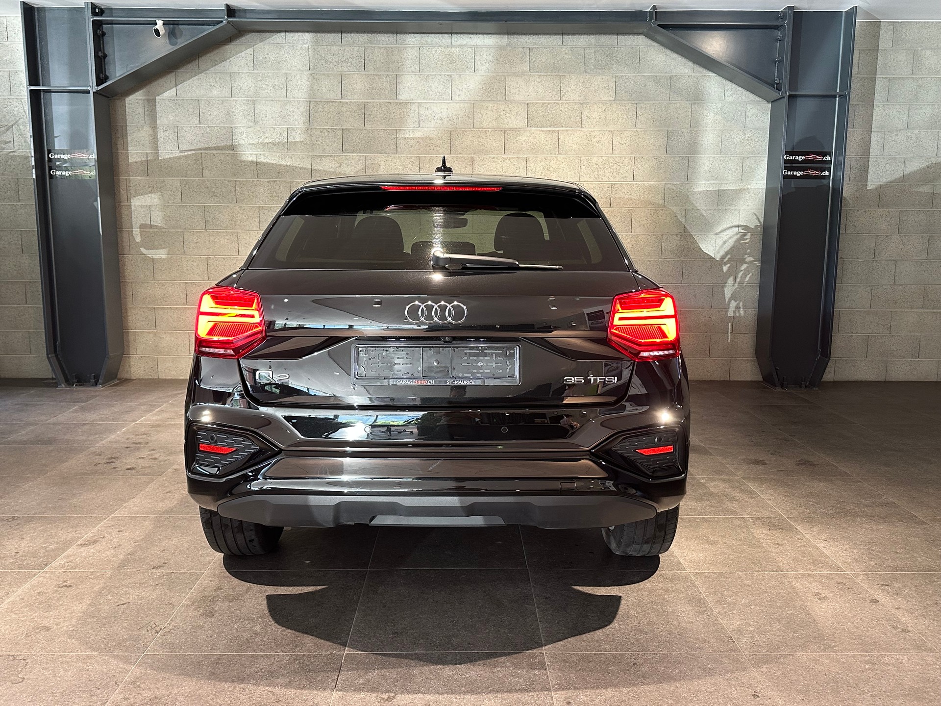 AUDI Q2 35 TFSI Advanced S-tronic-image-5