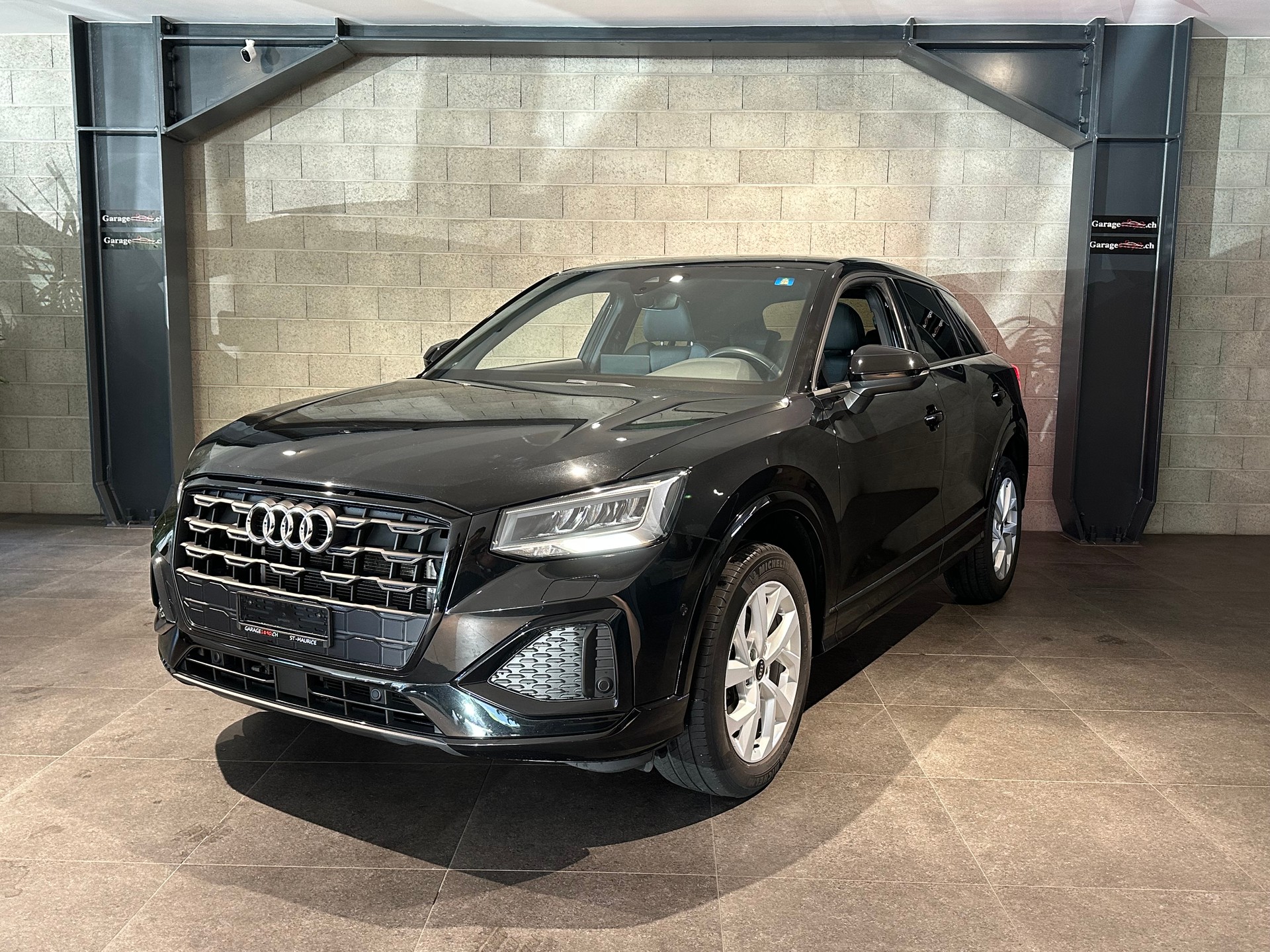 AUDI Q2 35 TFSI Advanced S-tronic-image-1