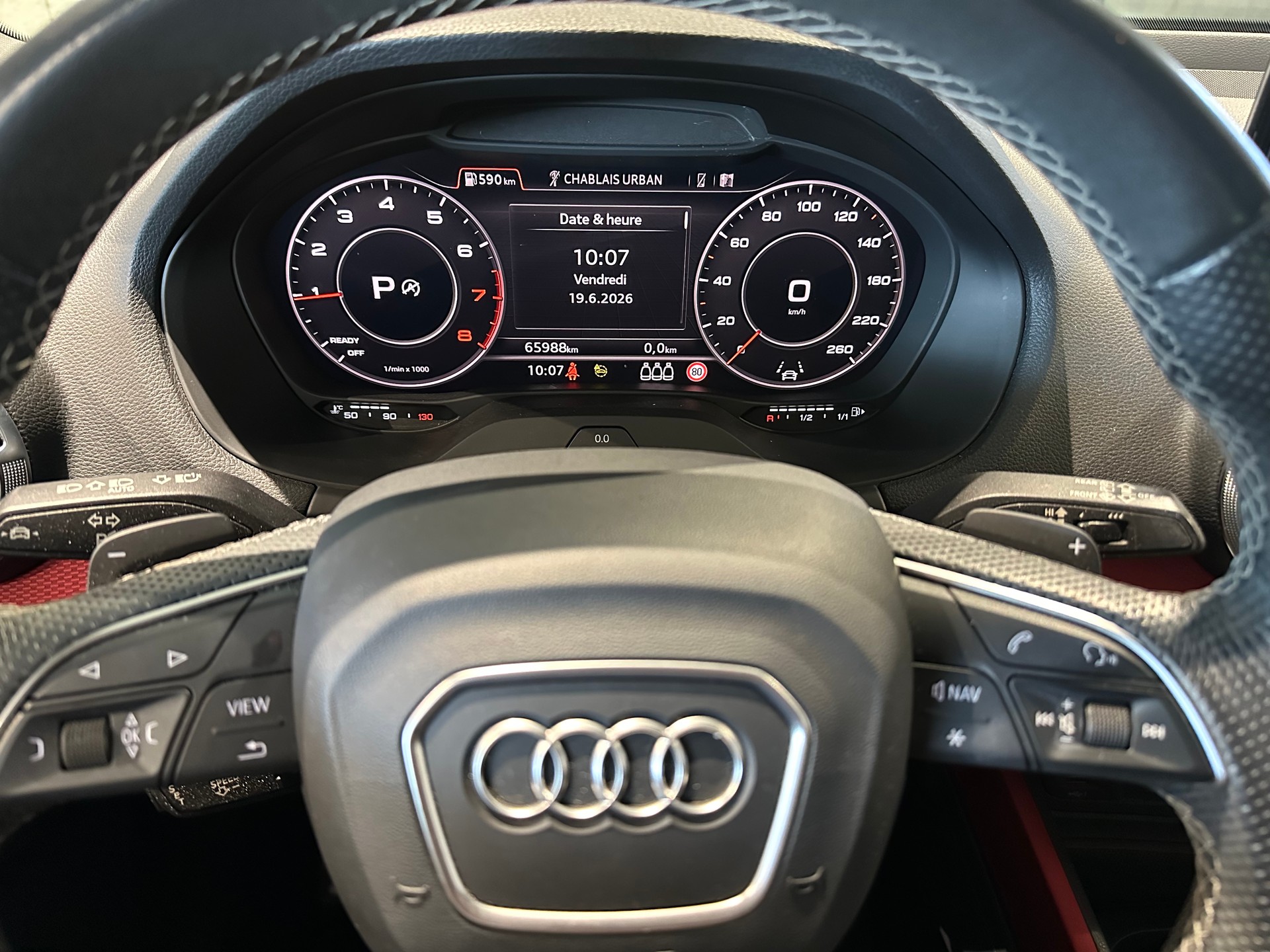 AUDI Q2 35 TFSI Advanced S-tronic-image-9