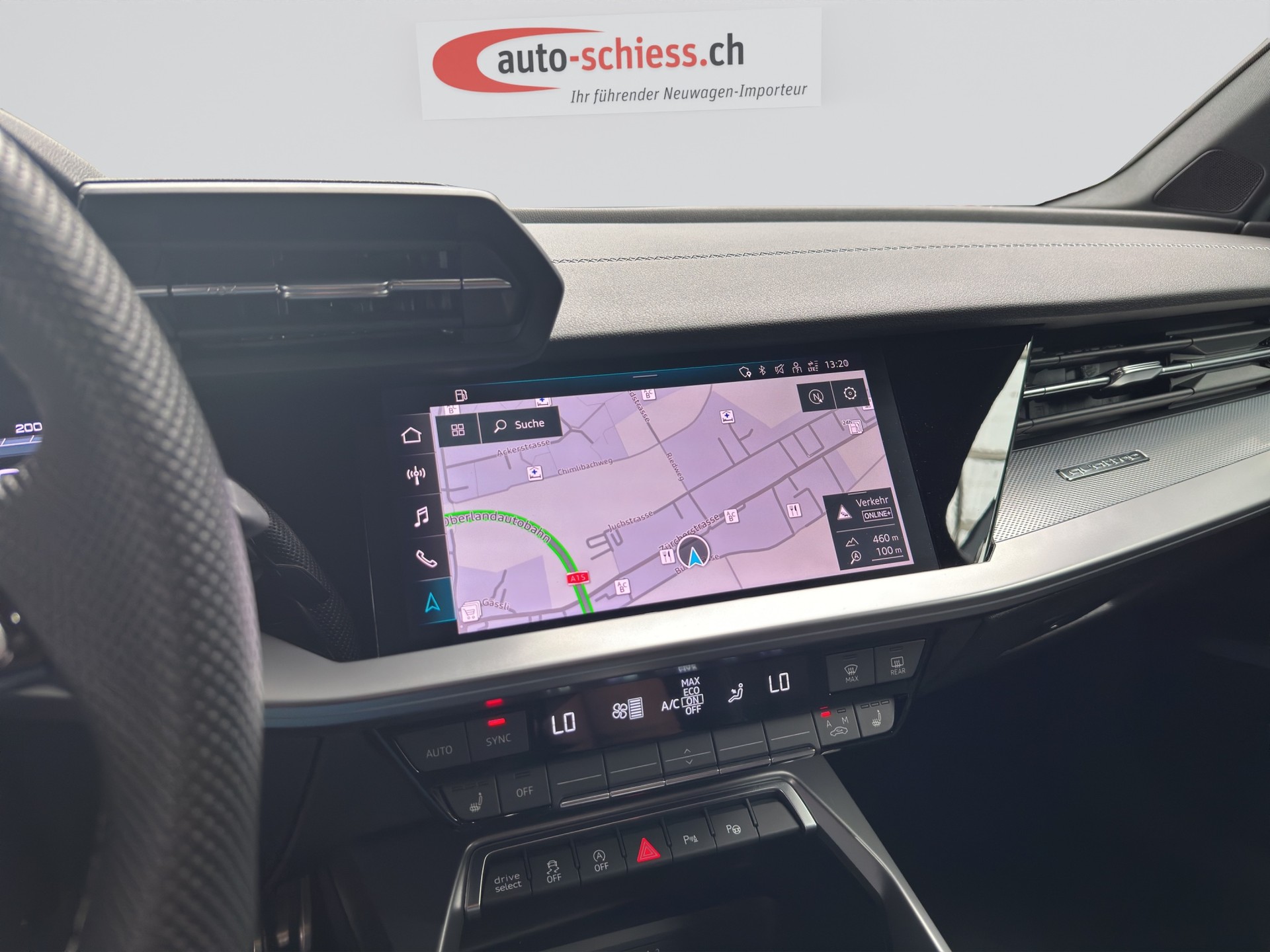 AUDI S3 Sportback 2.0 TFSI quattro S-tronic S-Line-image-11