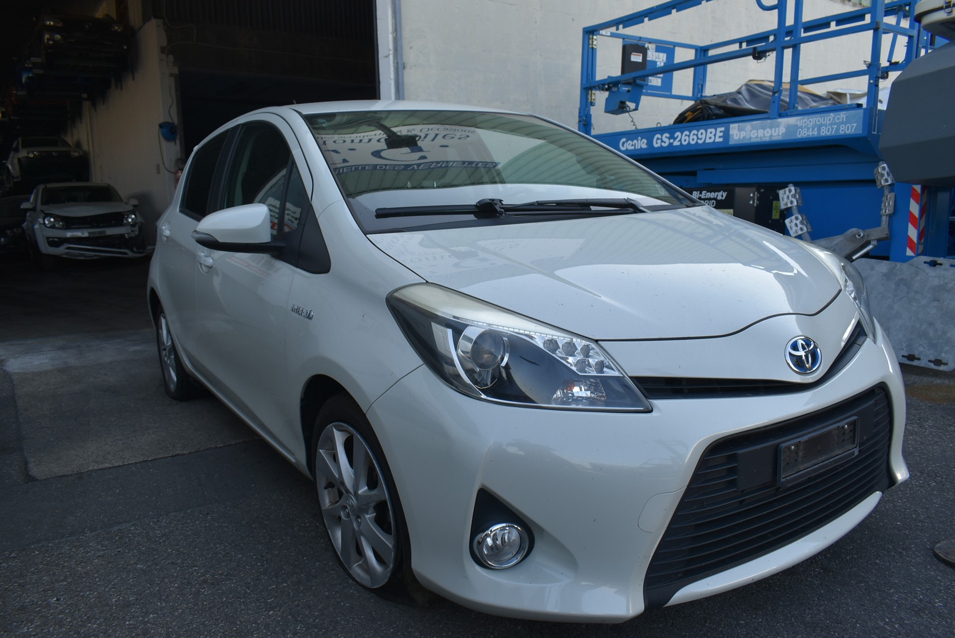 TOYOTA Yaris 1.5 VVT-i Hybrid Sol CVT-image-1