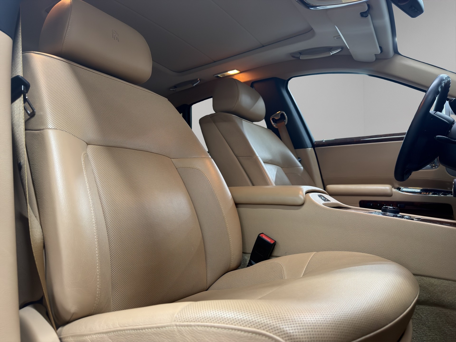 ROLLS-ROYCE Ghost 6.6 V12-image-15