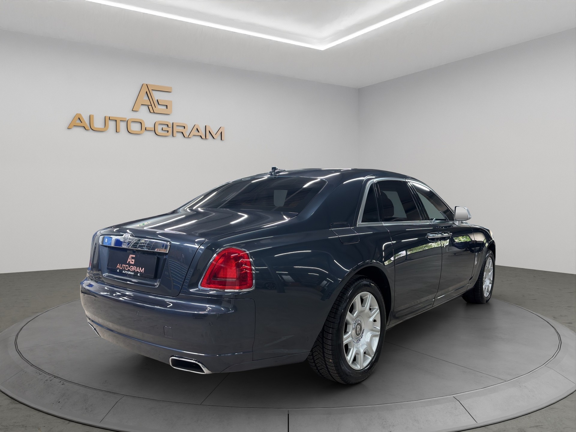 ROLLS-ROYCE Ghost 6.6 V12-image-5