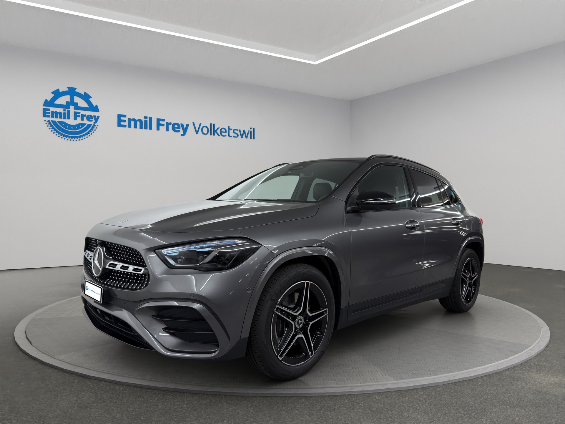 MERCEDES-BENZ GLA 250 Swiss Star AMG Line 4matic-image-0
