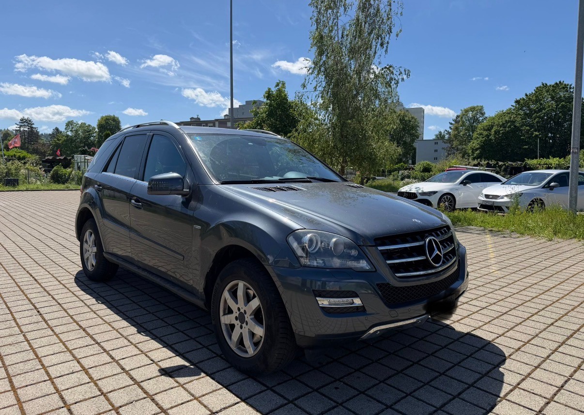 MERCEDES-BENZ ML 350 BlueTEC 4Matic 7G-Tronic-image-3