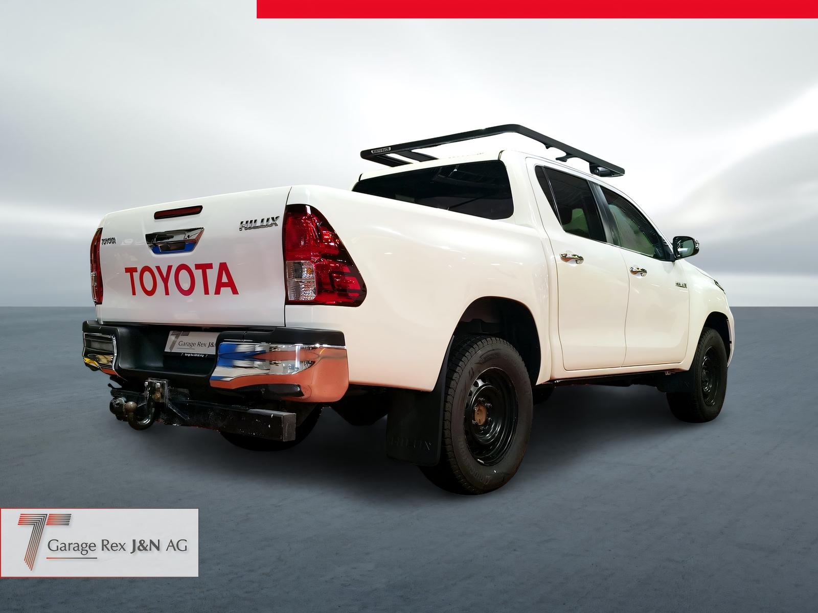 TOYOTA Hilux Double Cab.-Pick-up 2.8 D-4D 204 Style-image-4