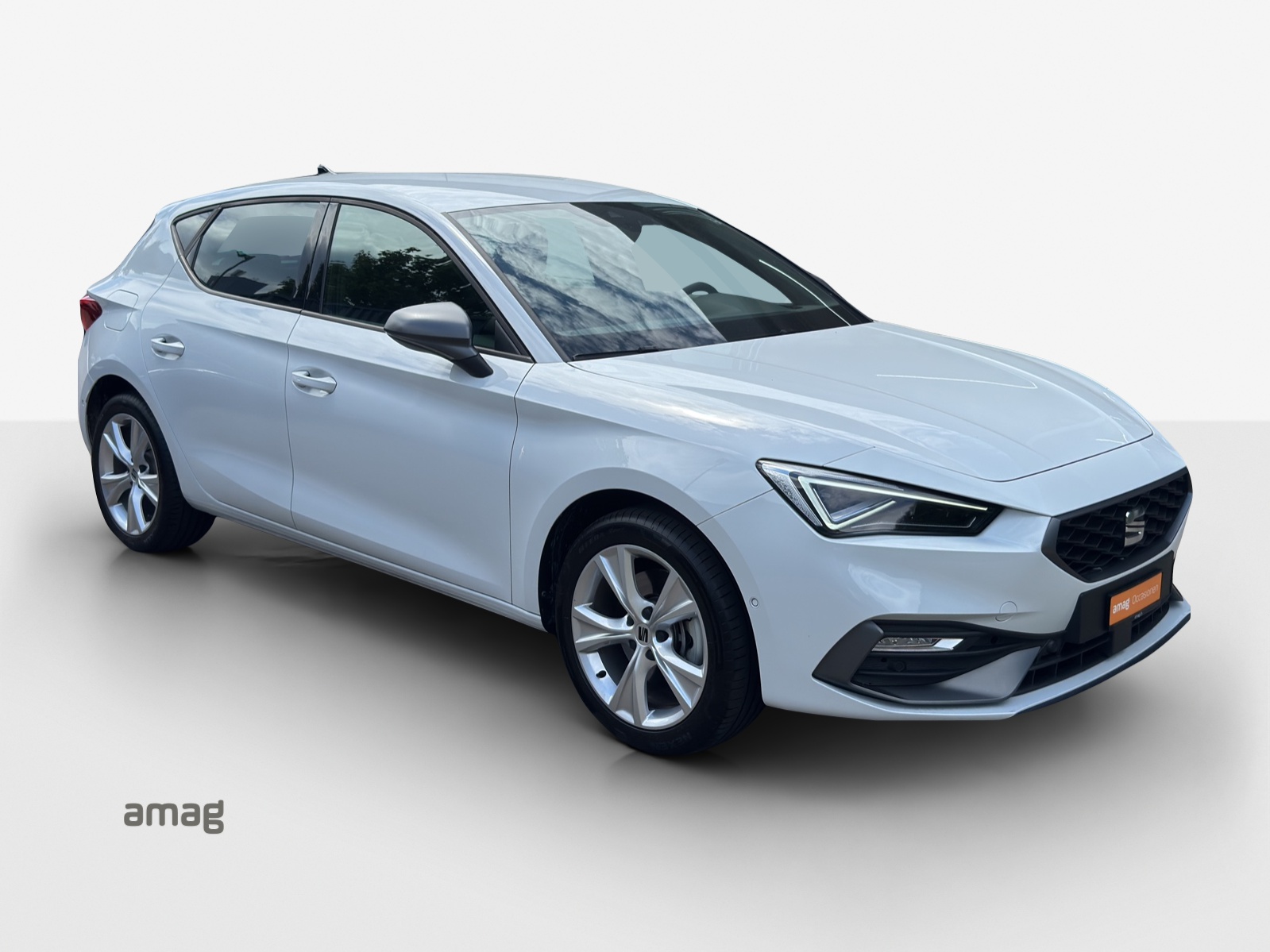 SEAT Leon 1.5 eHybrid pHEV DSG FR-image-5