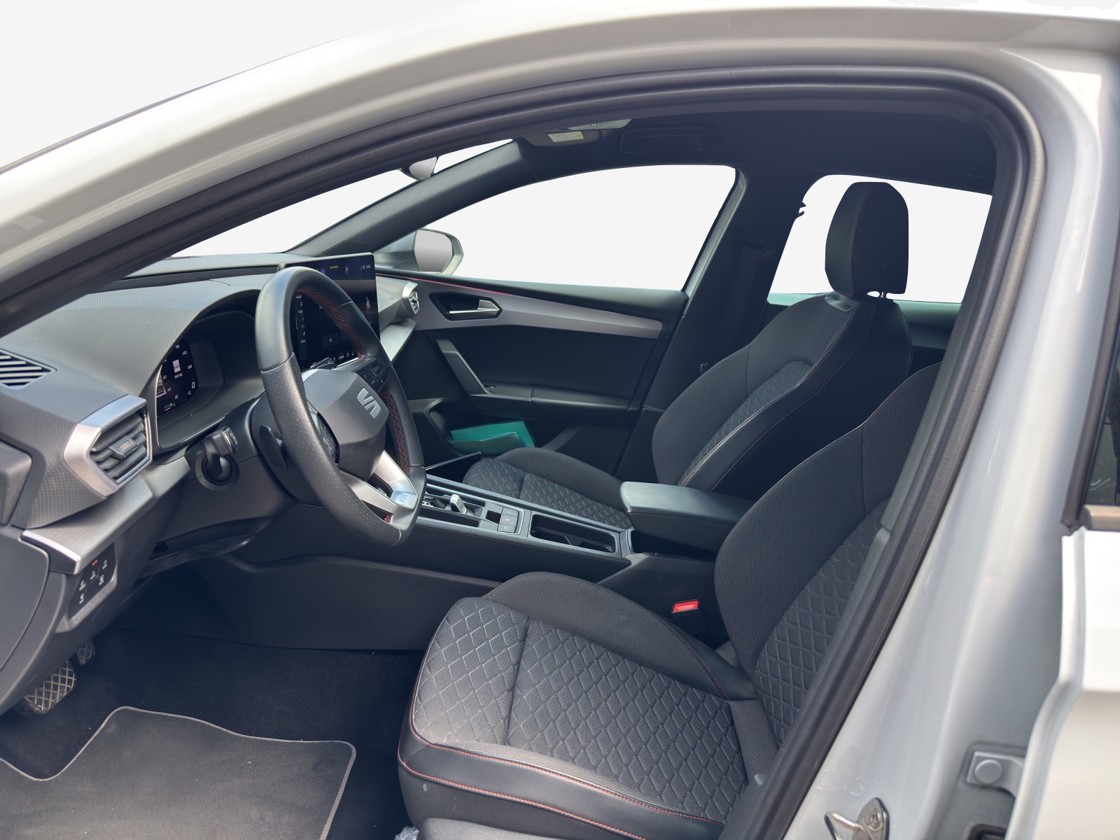 SEAT Leon 1.5 eHybrid pHEV DSG FR-image-7