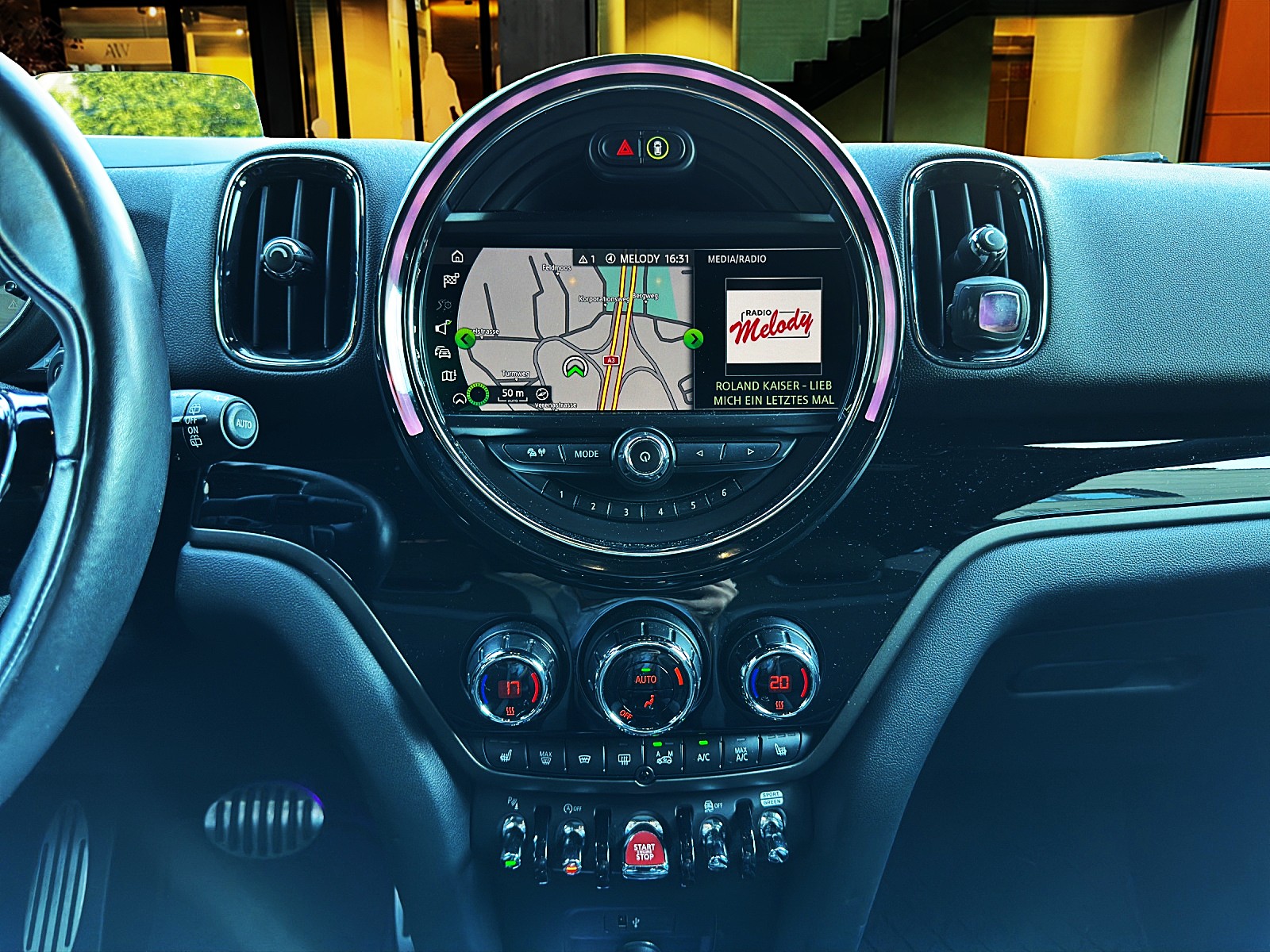 MINI Countryman F60 2.0i John Cooper Works ALL4 / CH Auslieferung-image-14