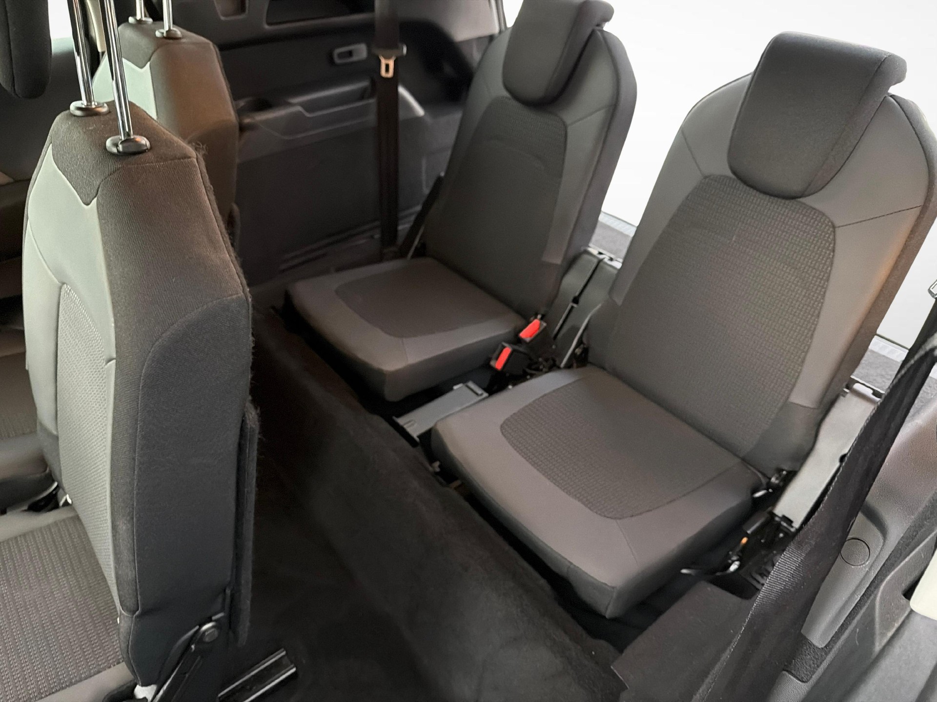 CITROEN C4 Grand Spacetourer 1.2 PureTech Shine-image-17