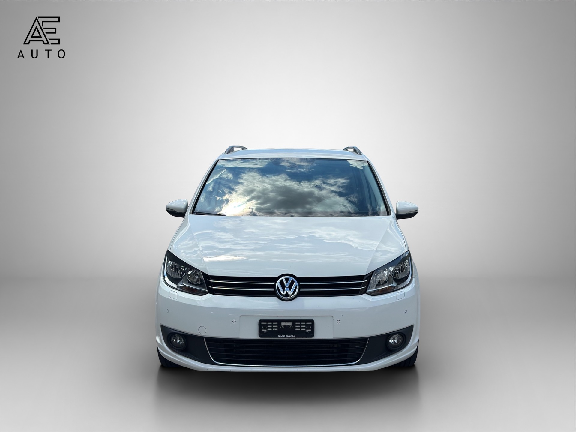 VW Touran 2.0 TDI BlueMotion Technology Highline DSG-image-1