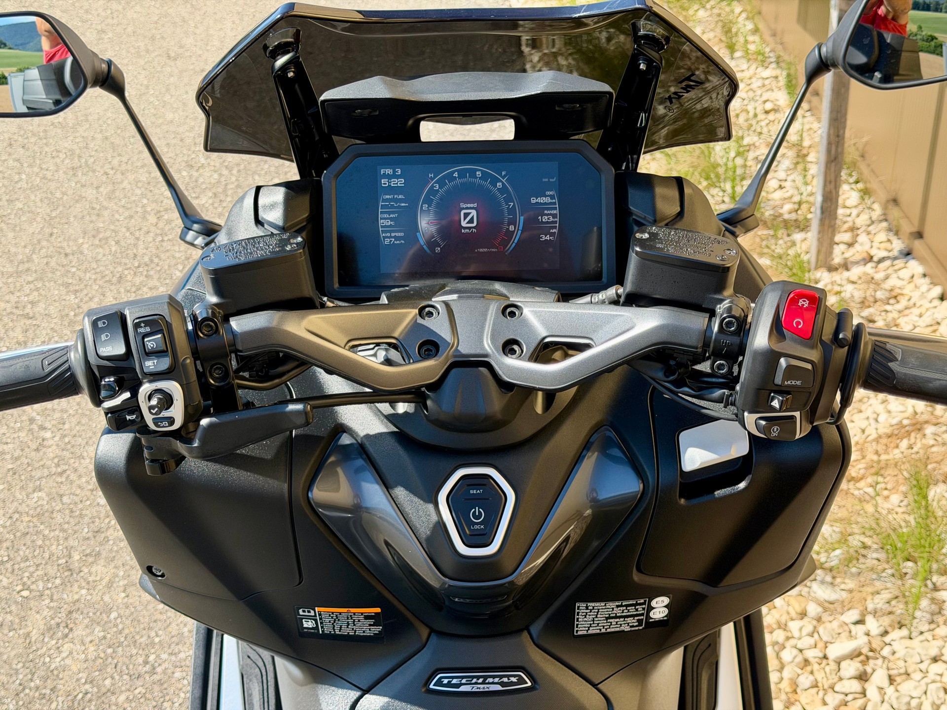 YAMAHA T-MAX Tech-Max XP 560-image-15