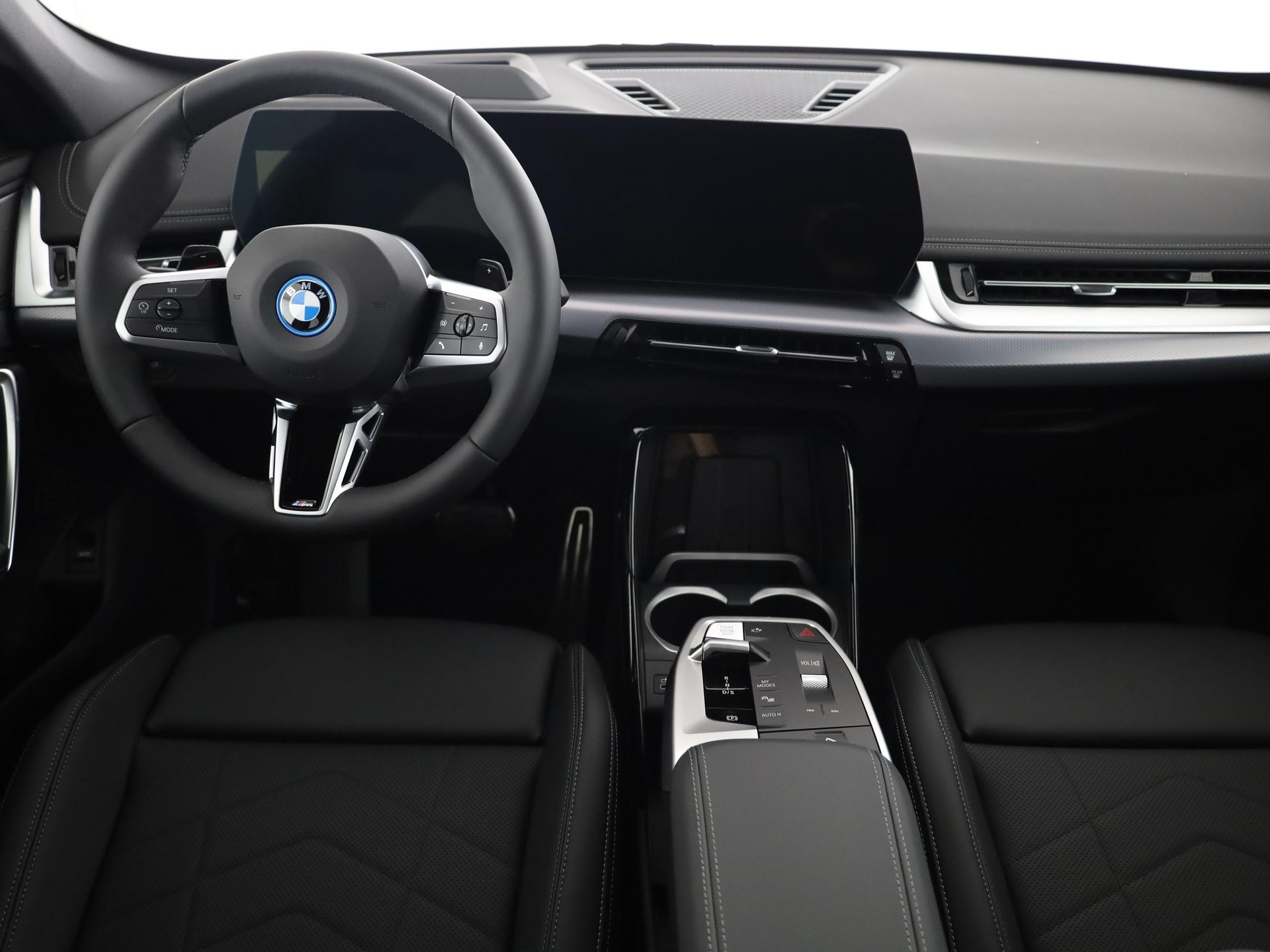 BMW X1 30e xDrive paddles-image-5