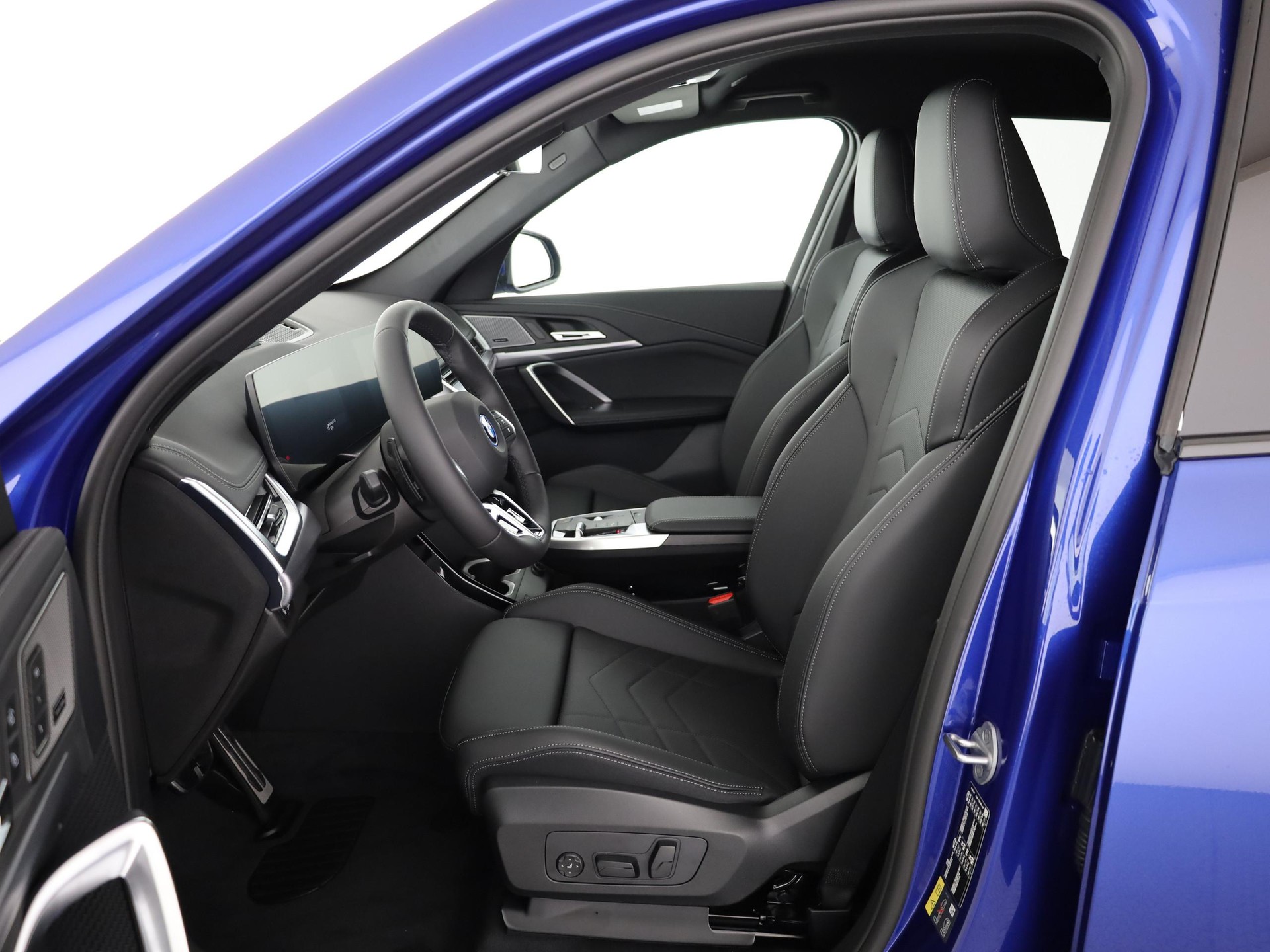 BMW X1 30e xDrive paddles-image-4