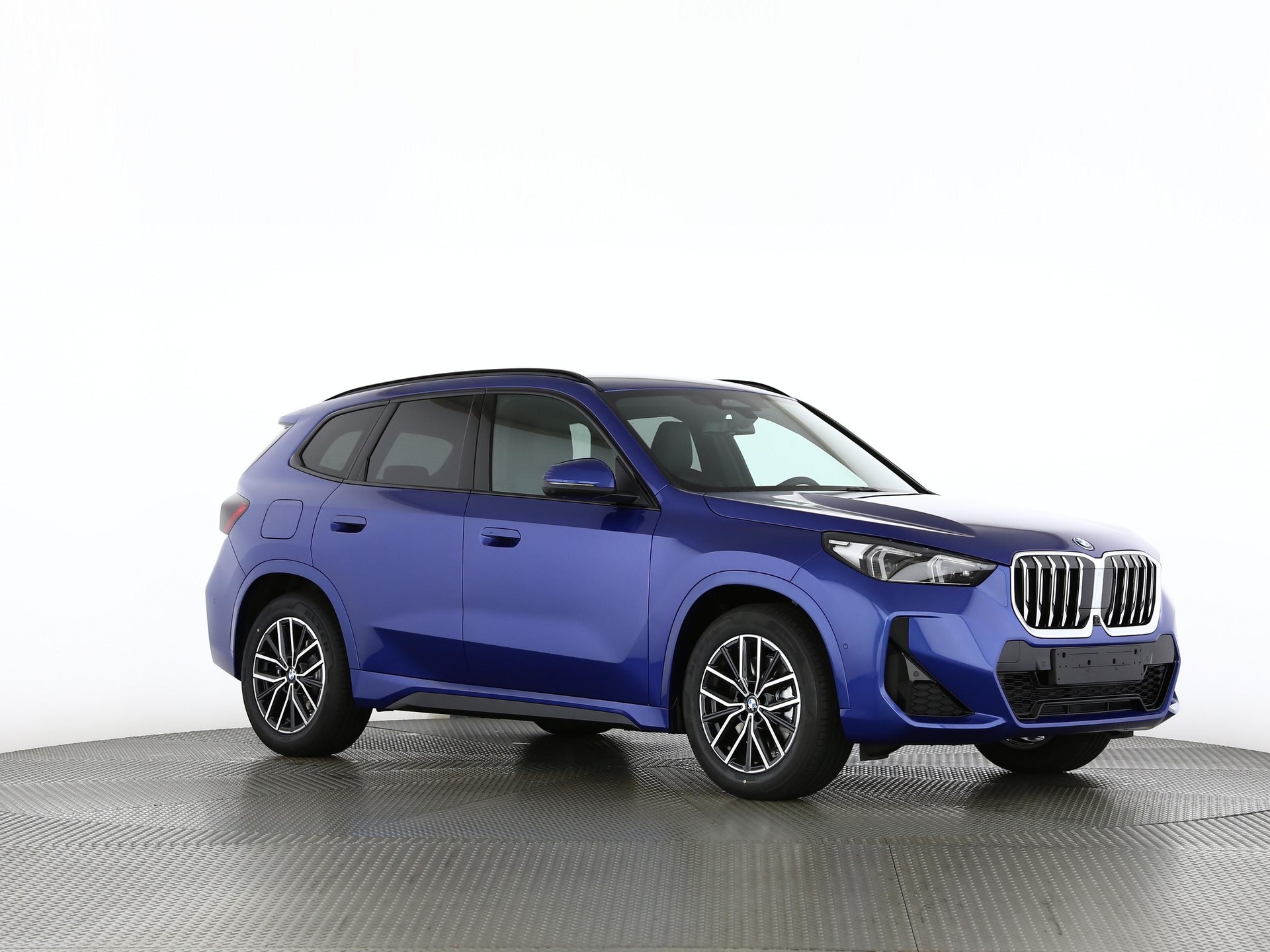 BMW X1 30e xDrive paddles-image-26