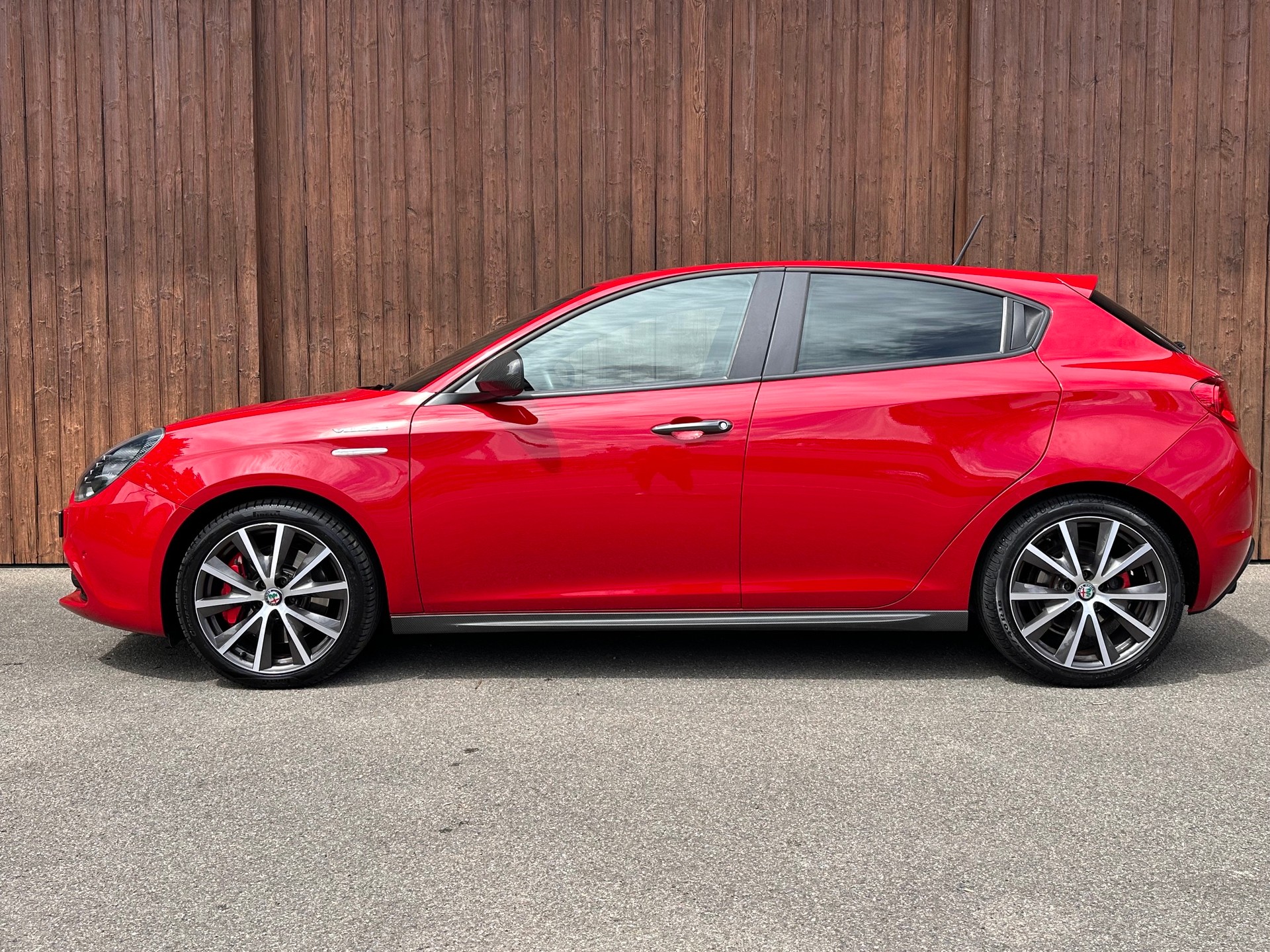 ALFA ROMEO Giulietta 1750 TBi Veloce TCT-image-4