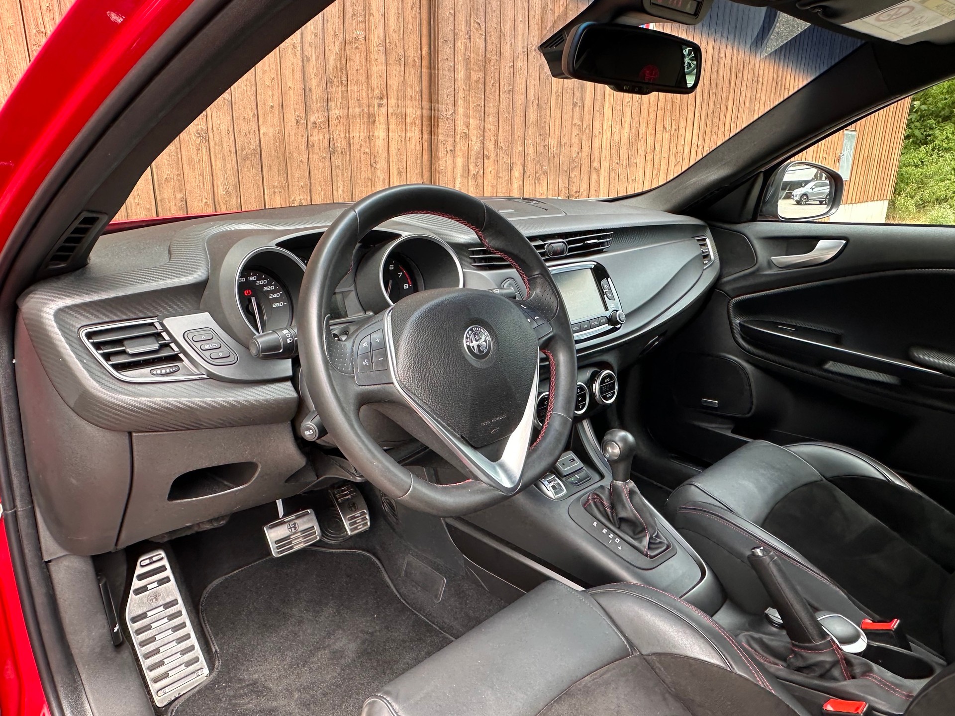 ALFA ROMEO Giulietta 1750 TBi Veloce TCT-image-8