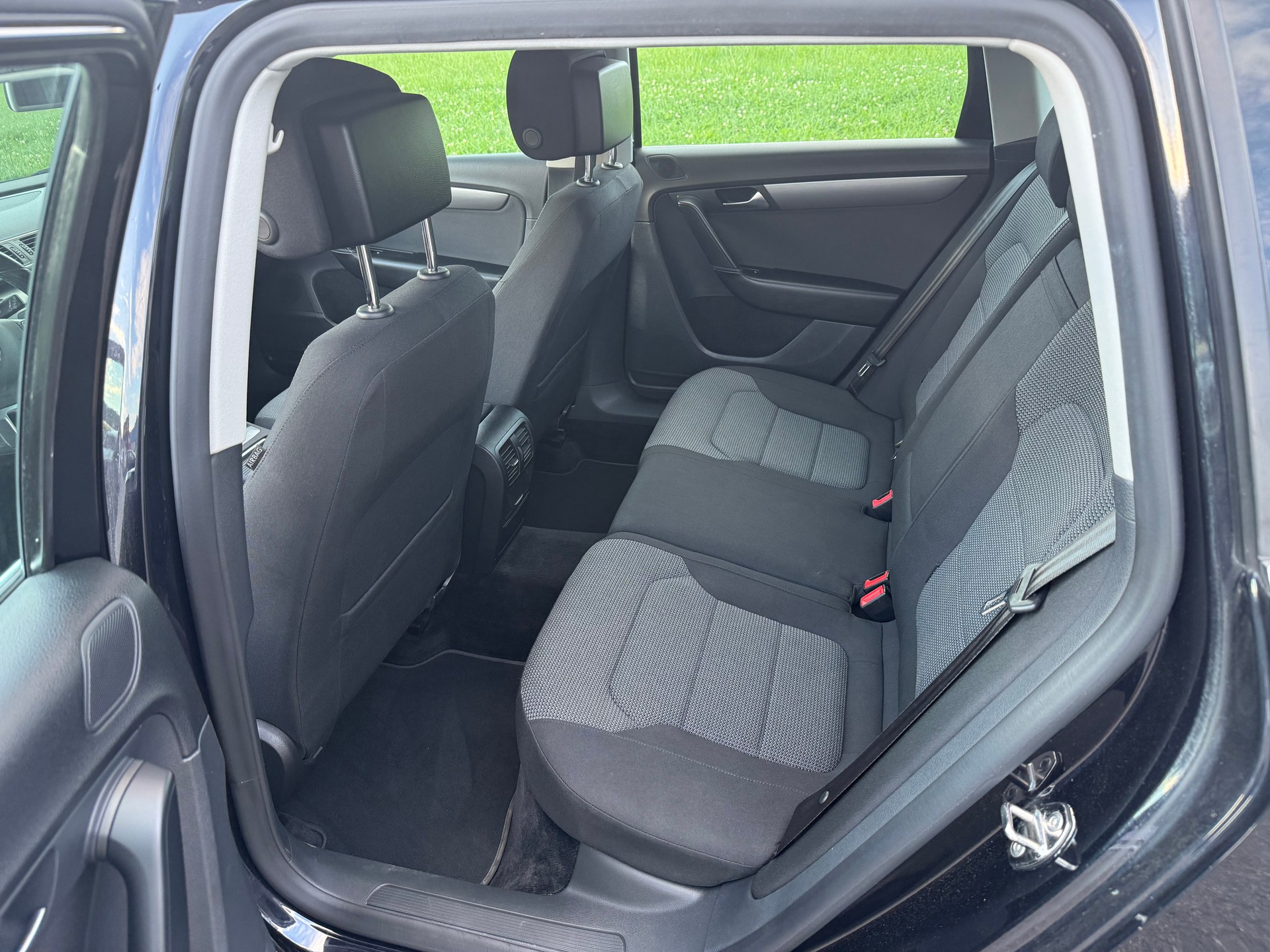VW Passat Variant 2.0 TDI BMT Comfortline-image-8