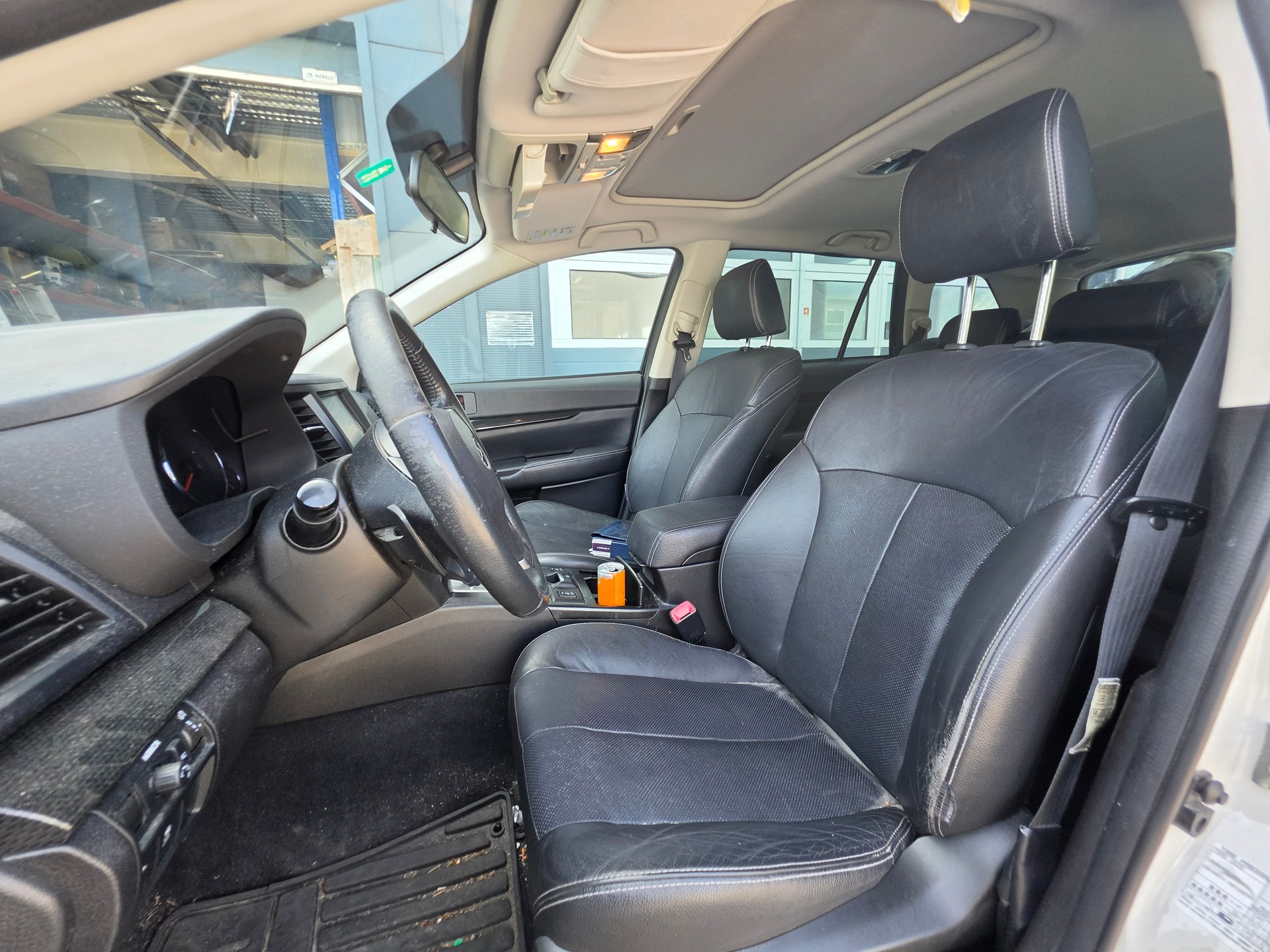 SUBARU Outback 2.0D Swiss AWD Lineartronic-image-8