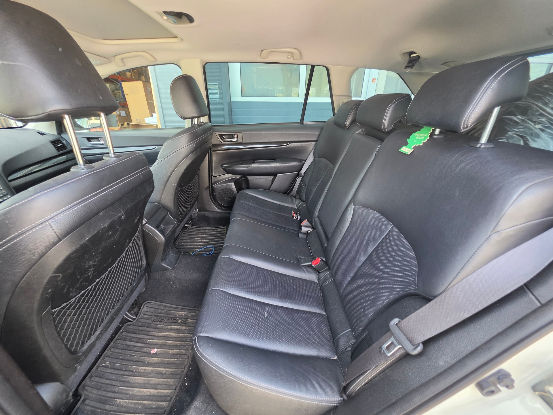 SUBARU Outback 2.0D Swiss AWD Lineartronic-image-7
