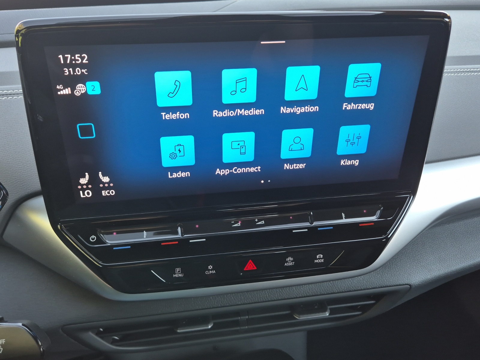 VW ID.5 Pro Performance 77 kWh 75 Edition*Head up Display*Anhängerkupplung*-image-16