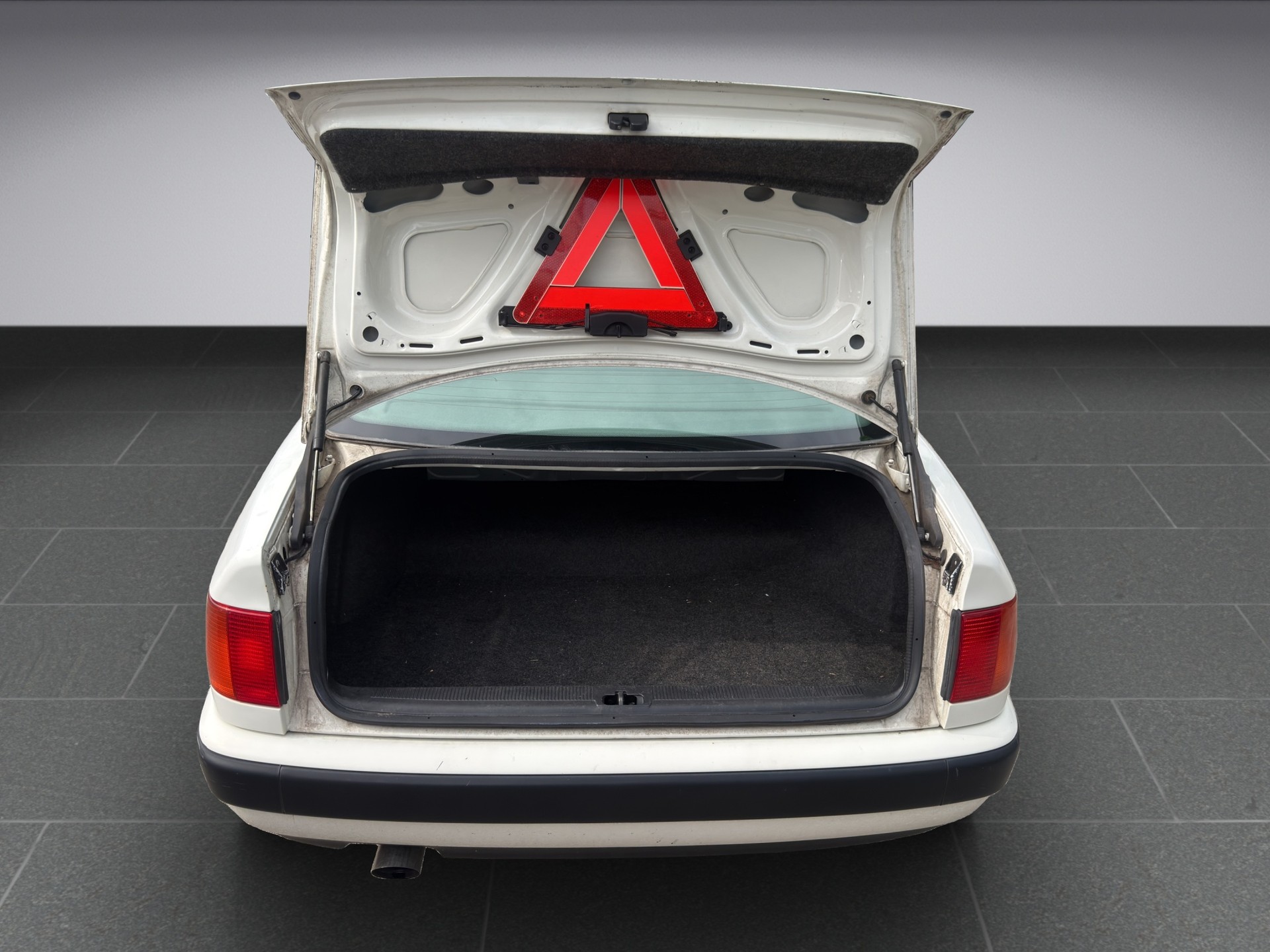 AUDI 100 2.0 E ABS-image-15