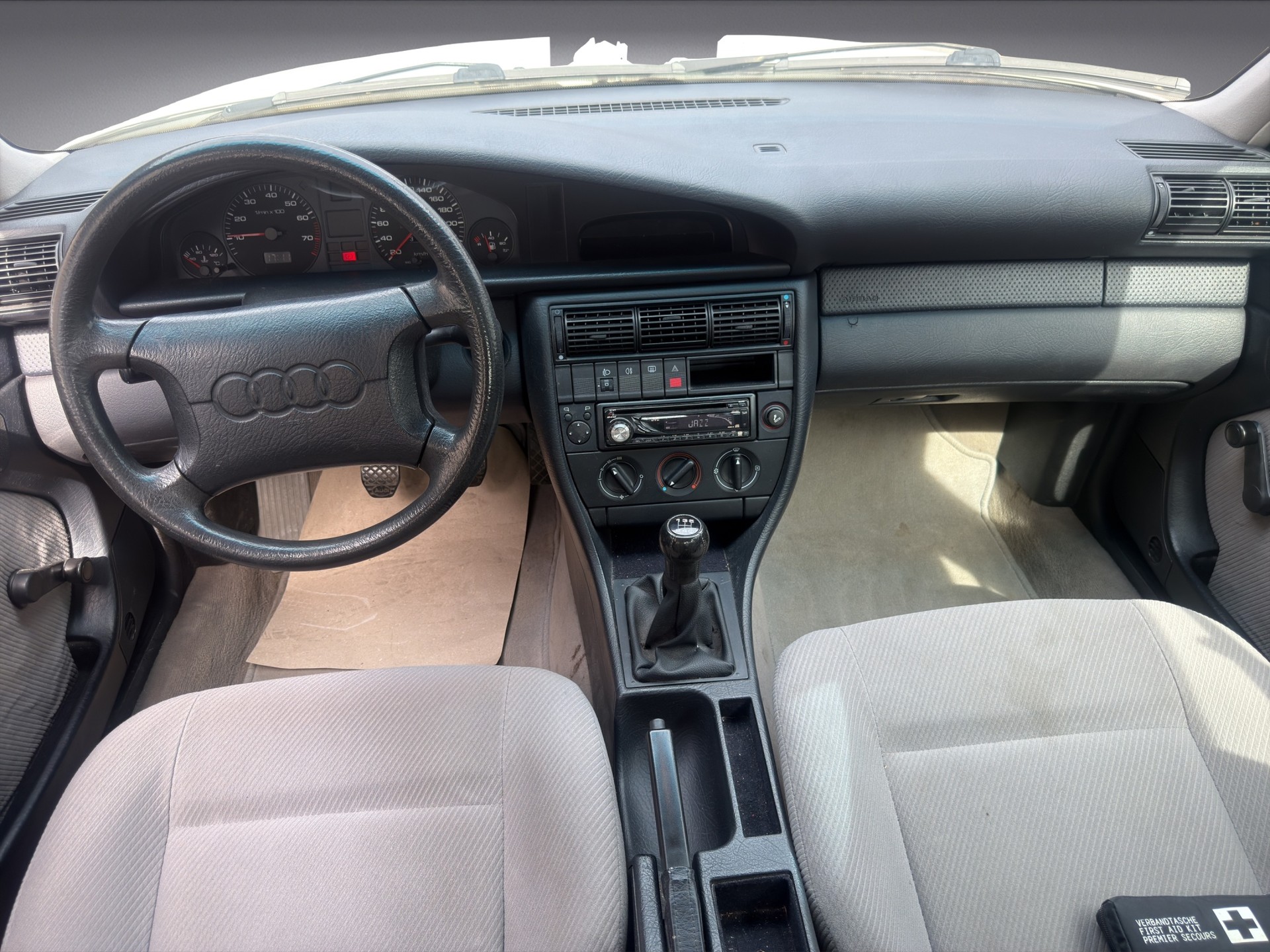 AUDI 100 2.0 E ABS-image-9