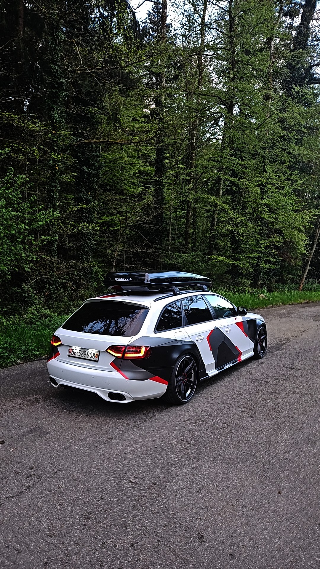AUDI 2.0 TDI 170 quattro-image-5